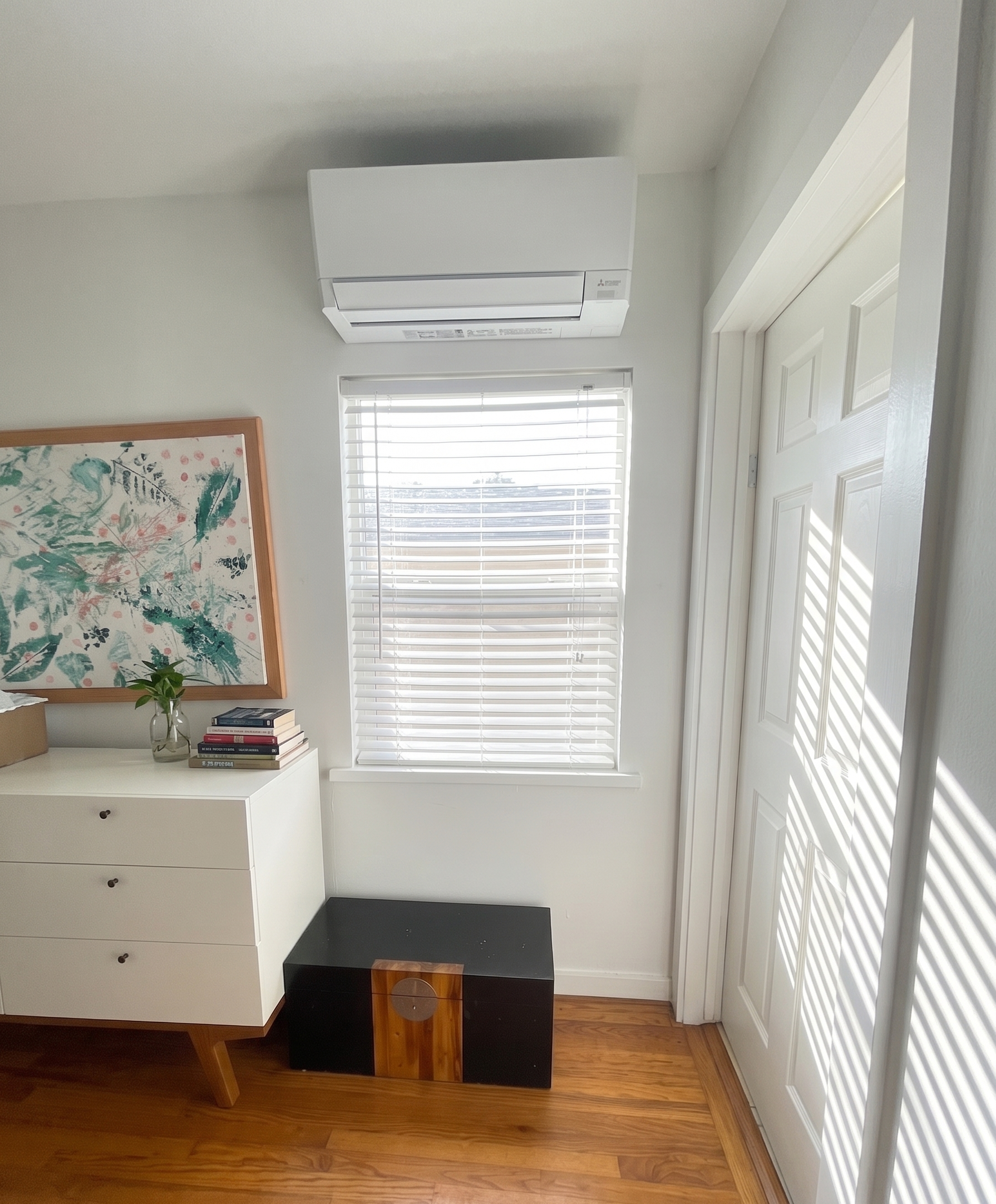 Mini split LA room