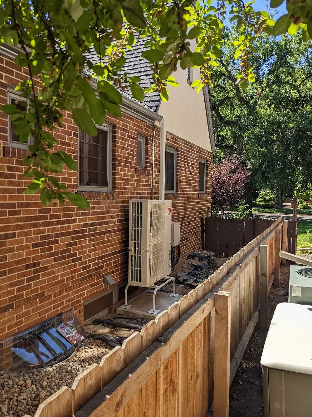 Mitsubishi heat pump condenser