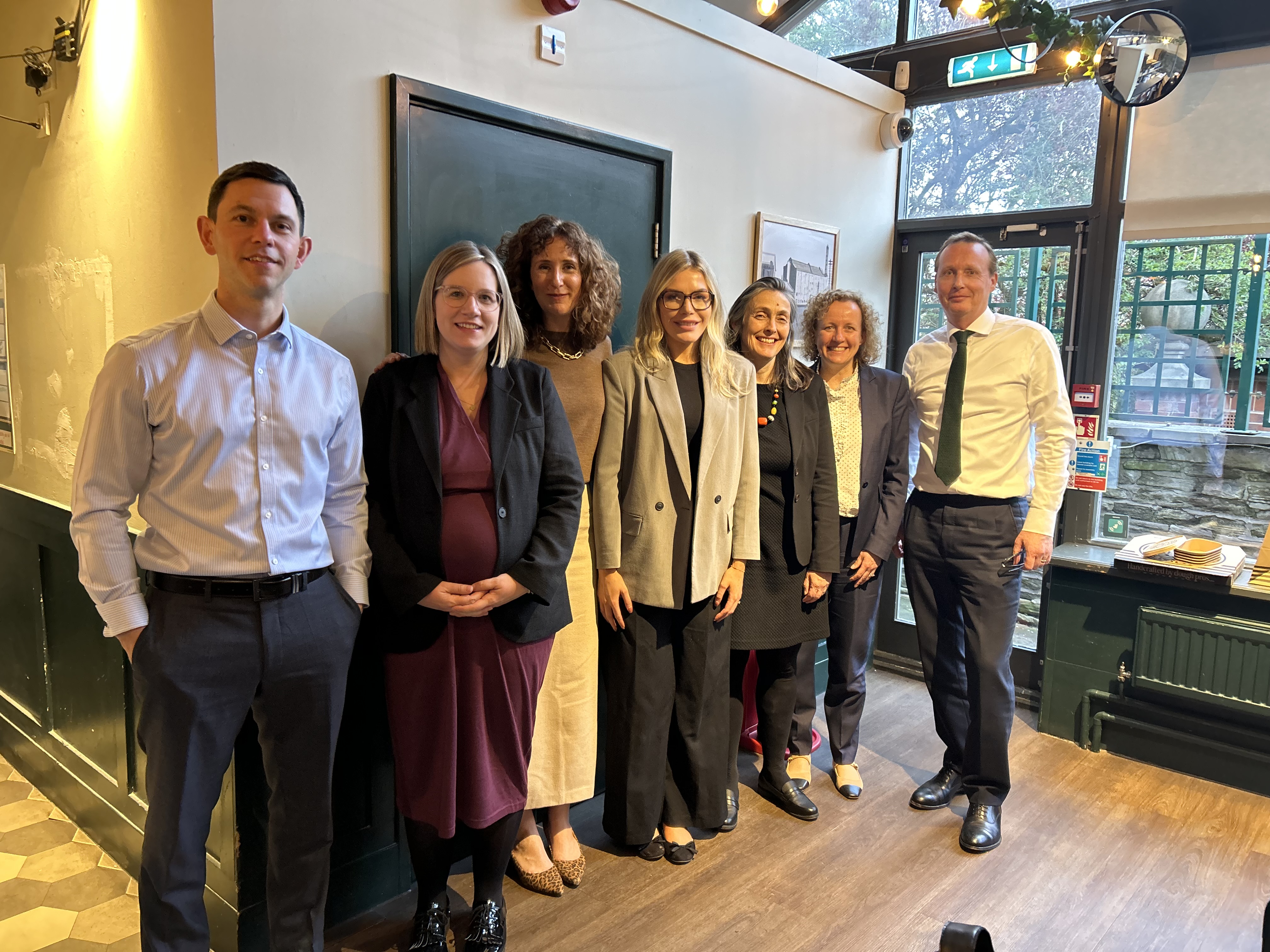 Turley Expert Witness team, Toby Hudson (Bloor Homes), Anna Relph (Turley), Kerrie Melrose (Turley), Liz Slater (Turley), Joanna Ede (Turley), Vanessa Eggleston (i-Transport) and Giles Cannock KC (Kings Chambers)