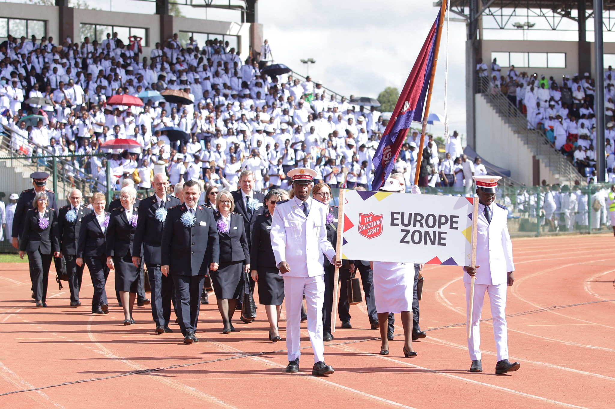 55162228839 e098e705ed k