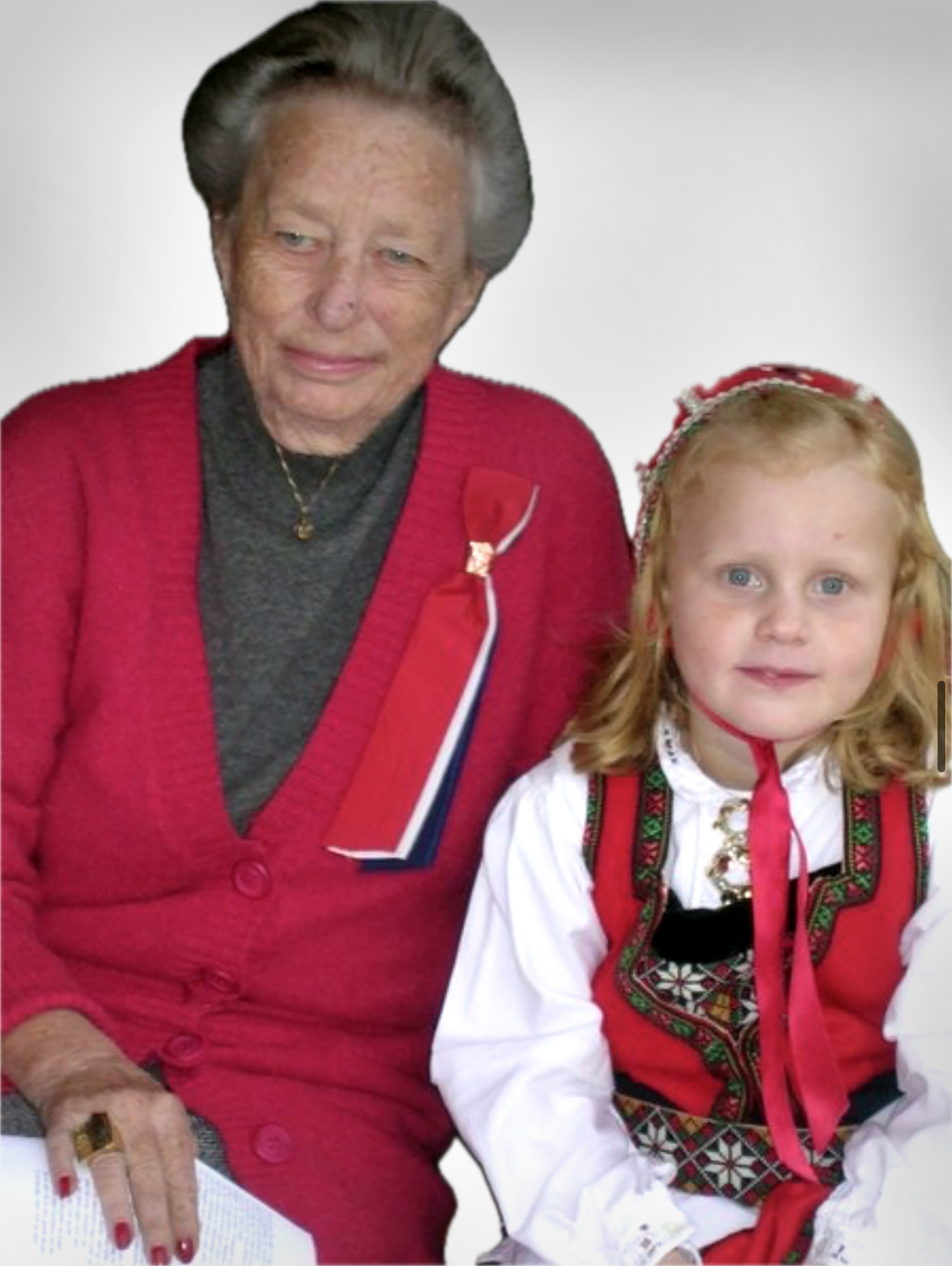 Foto: Prinsesse Ragnhild sammen med liten norsk jente i bunad.