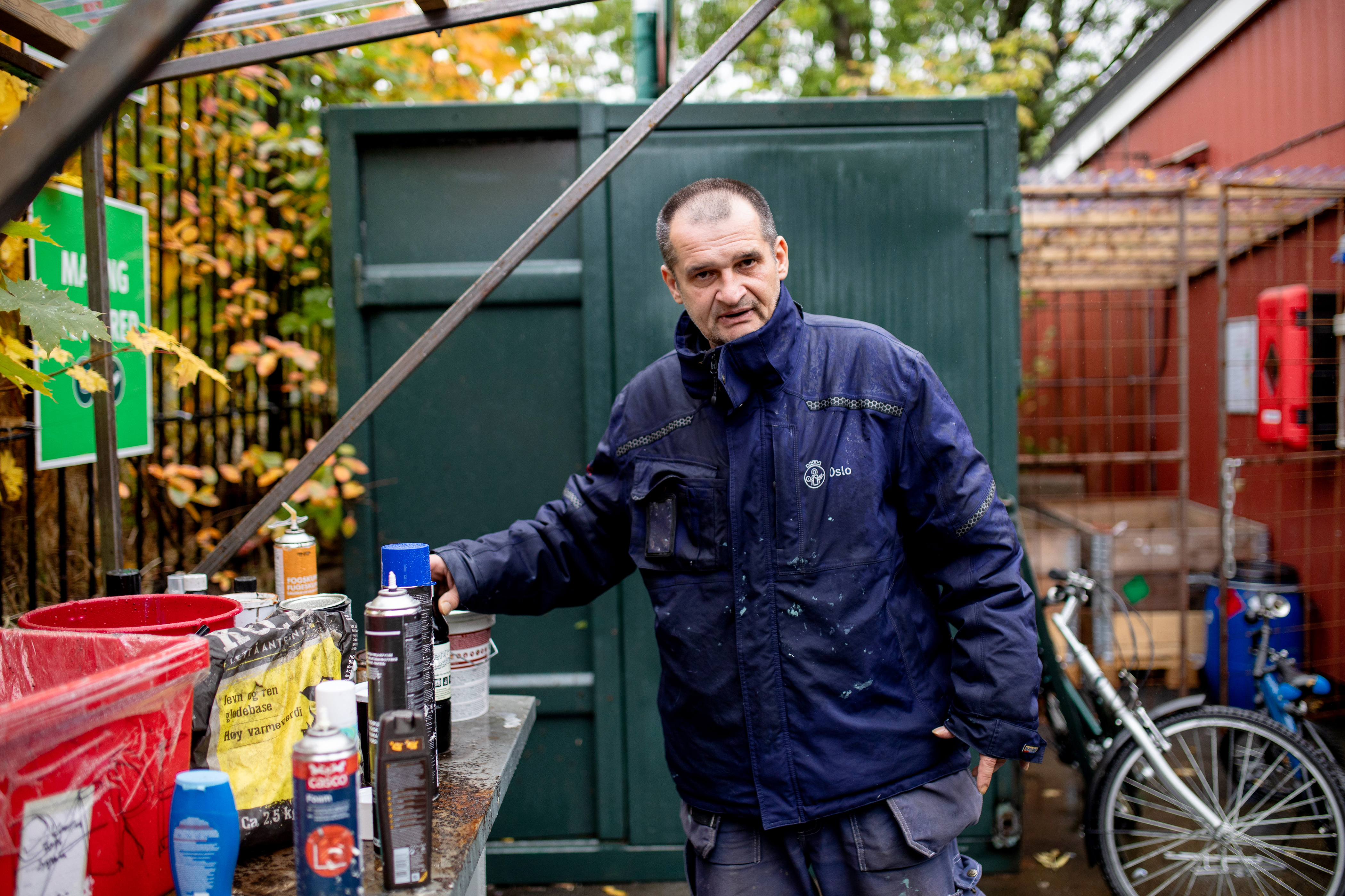 Boris blant brukte ting  på miljøstasjonen på Kampen