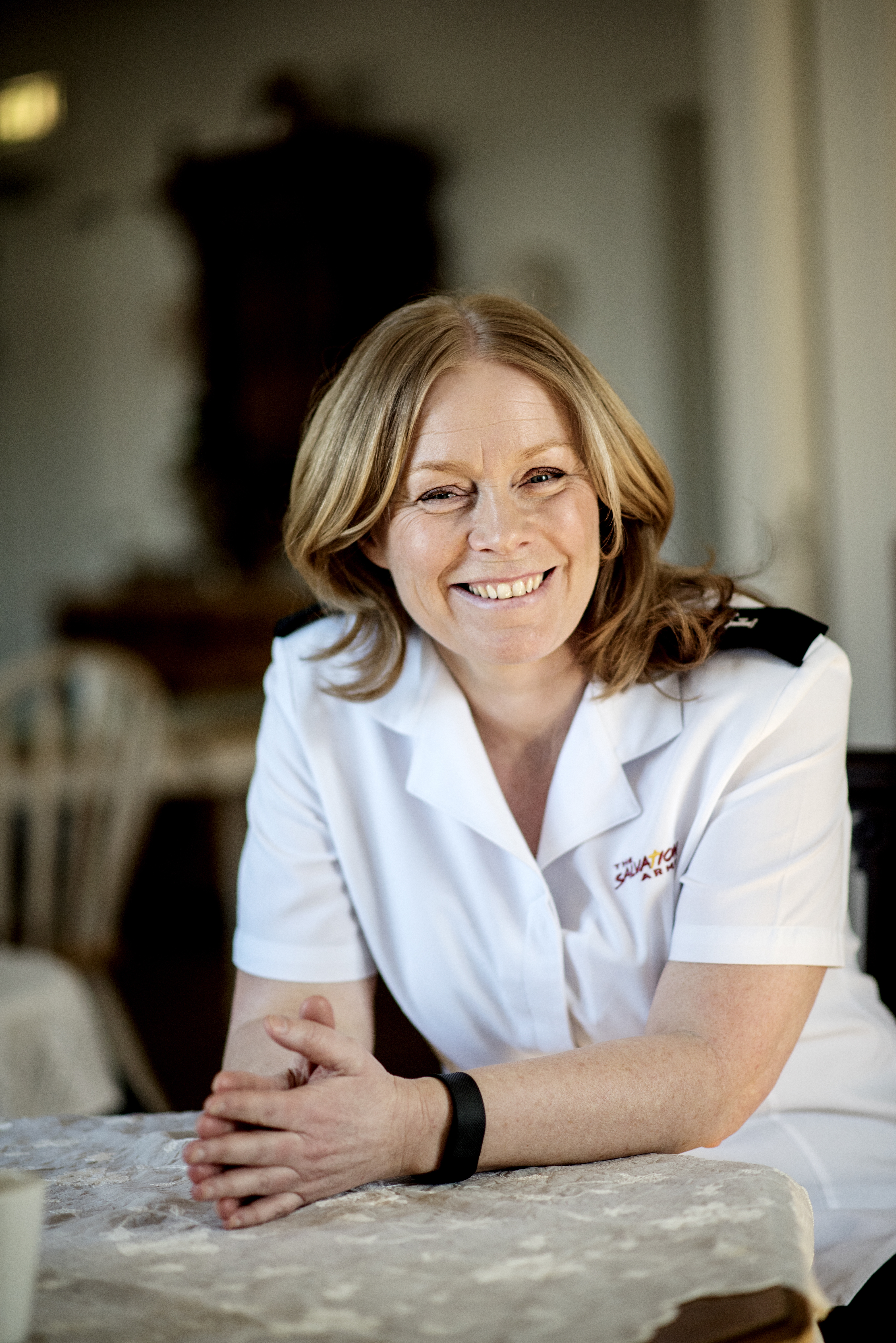 Portrett av Elin Herikstad, leder for Frelsesarmeens seksjon for velferd og utvikling.