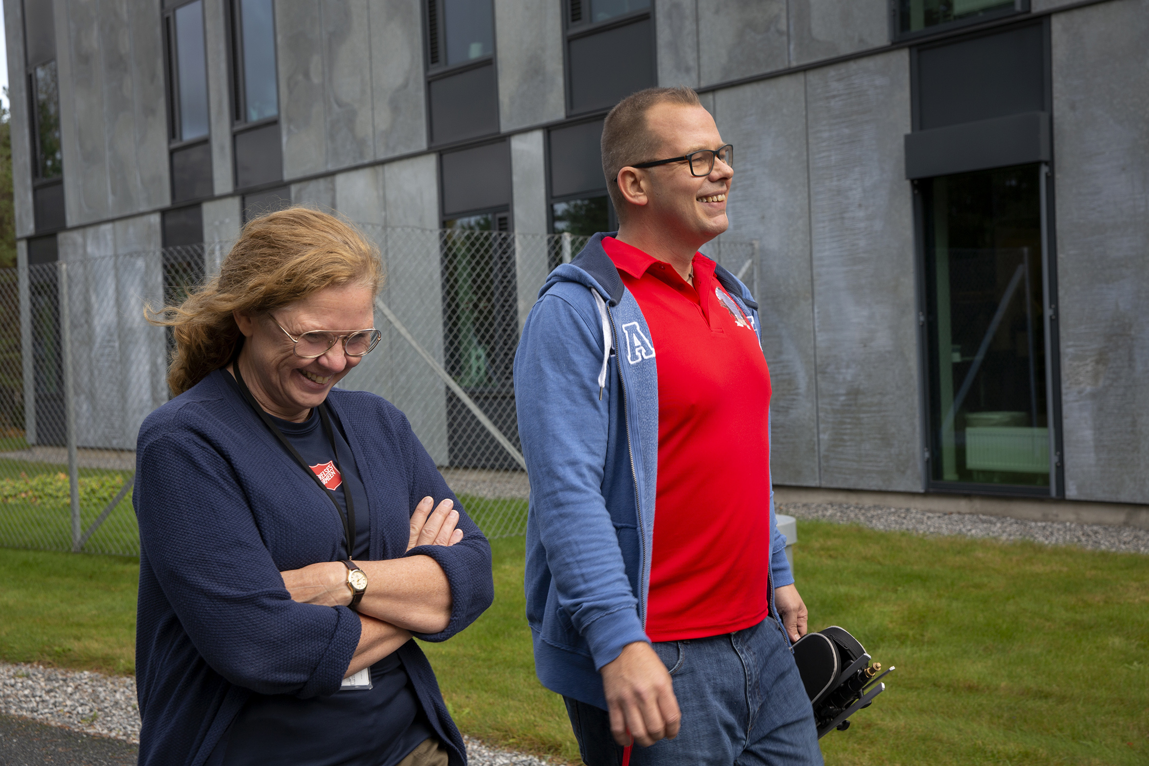 Marit Skartveit og Carsten går side om side