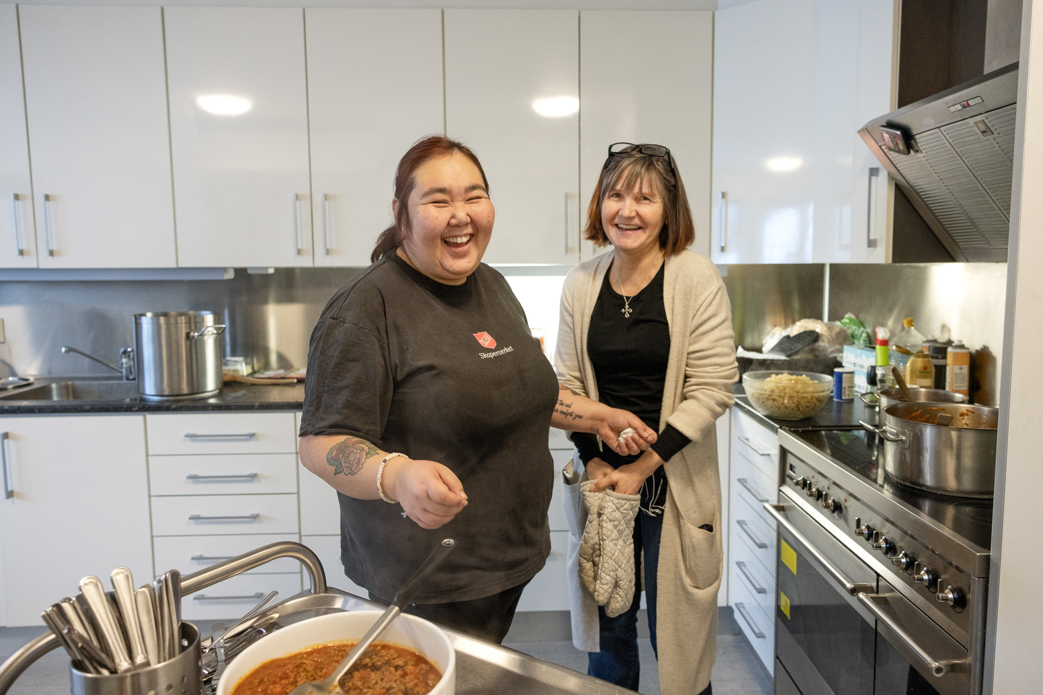 Elisabeth sammen med de fra Jobben.