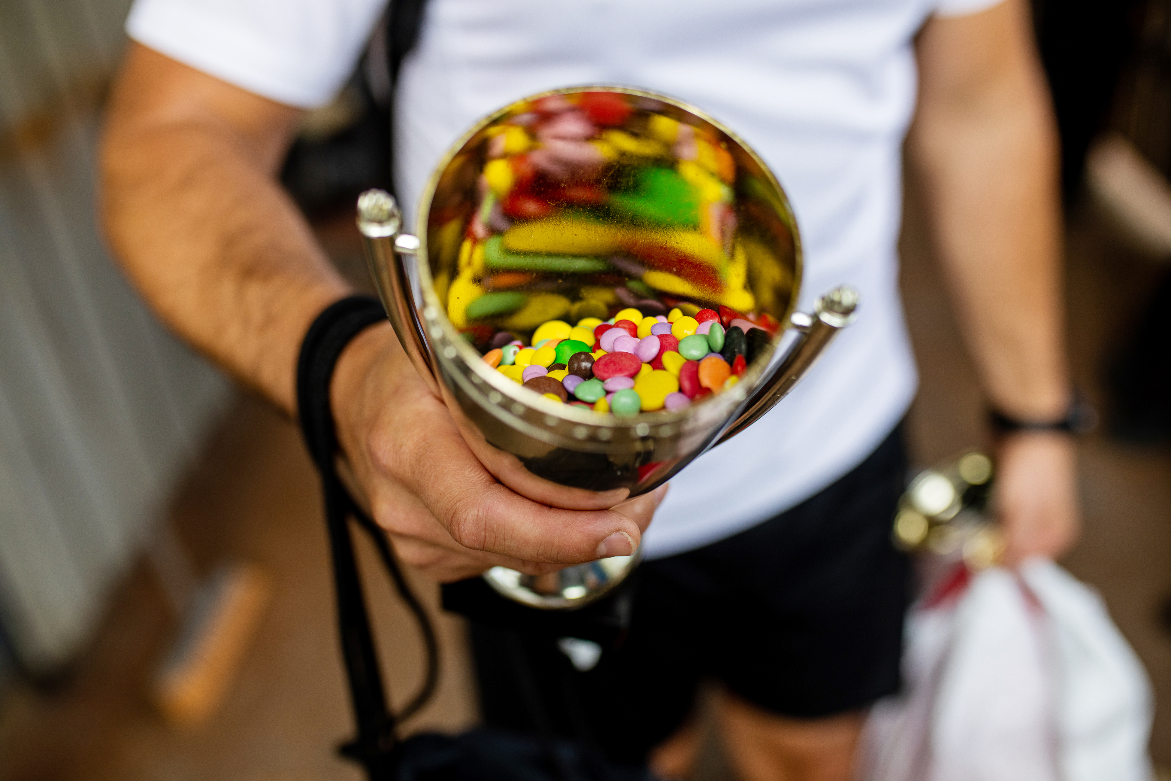 Nonstop i vinner pokalen