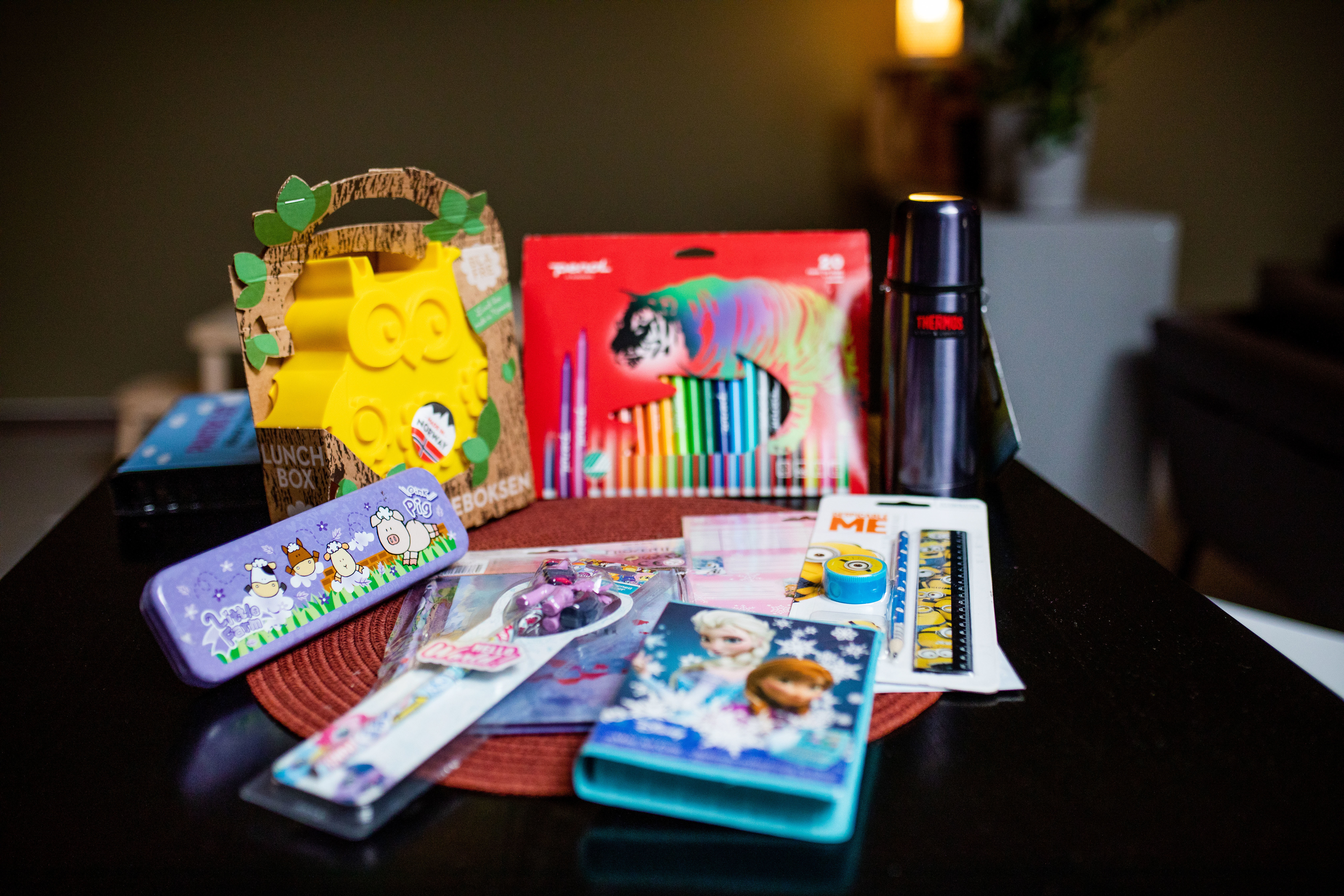 Penal, fargeblyanter og matbokser - det er mye som skal ordnes før skolestart
