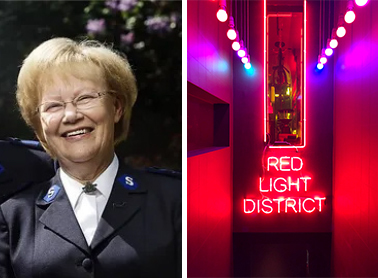 To bilder satt sammen. Til venstre en eldre, smilende  kvinne med frelsesarméuniform og til høyre er et rødt bilde fra et inngangsparti. Vi ser en gang med en rad lyspærer i taket og Red Light District skrevet med neonlys over inngangsdøren.