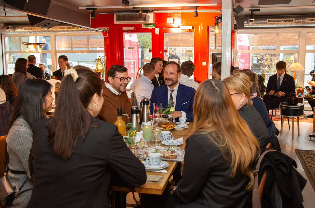 Kronprins Haakon besoker skaperverket FRL 22622 Foto Emmaline Sophie Hekneby