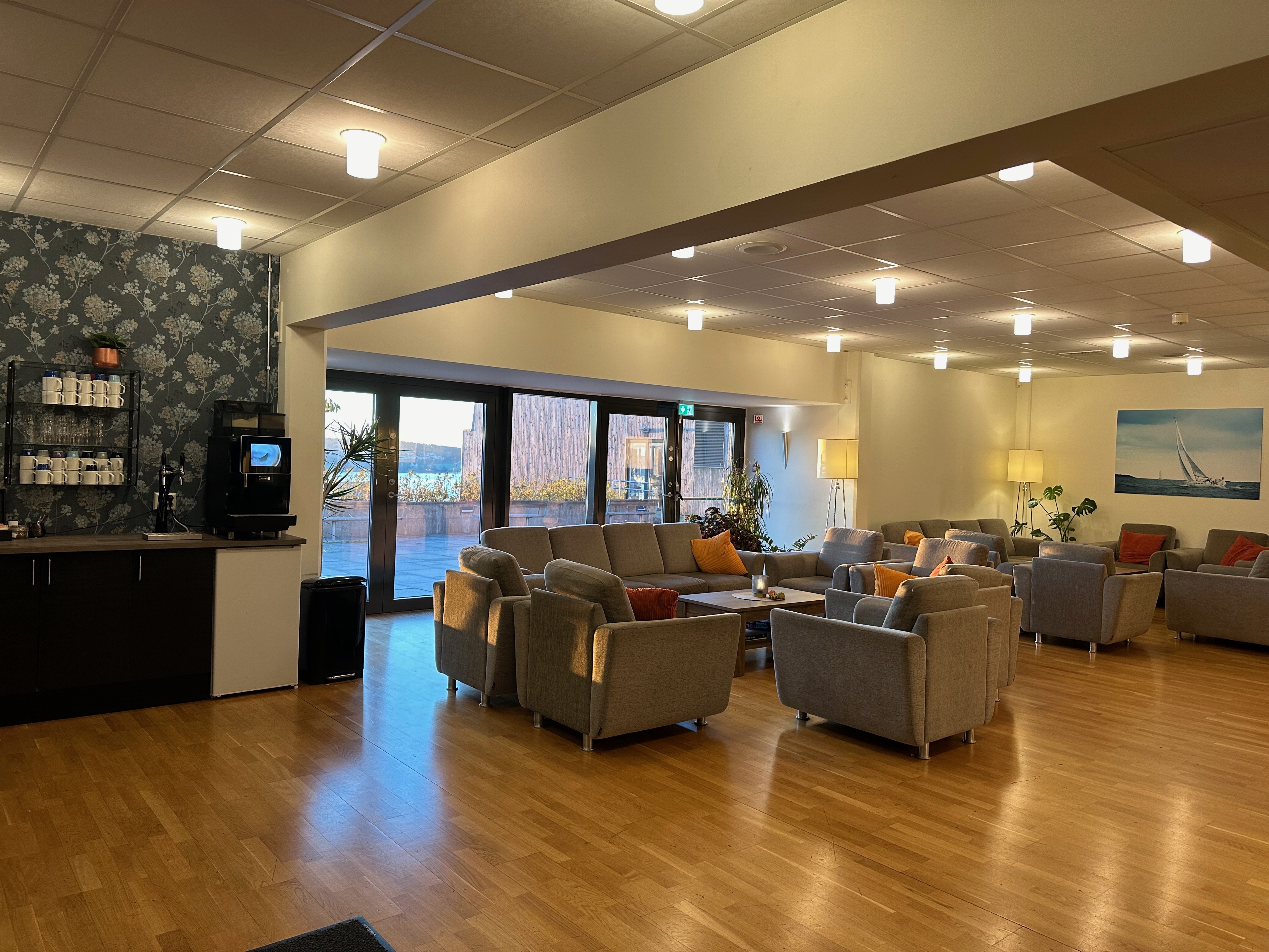 Salong kaffemaskin møterom konferanse Moss