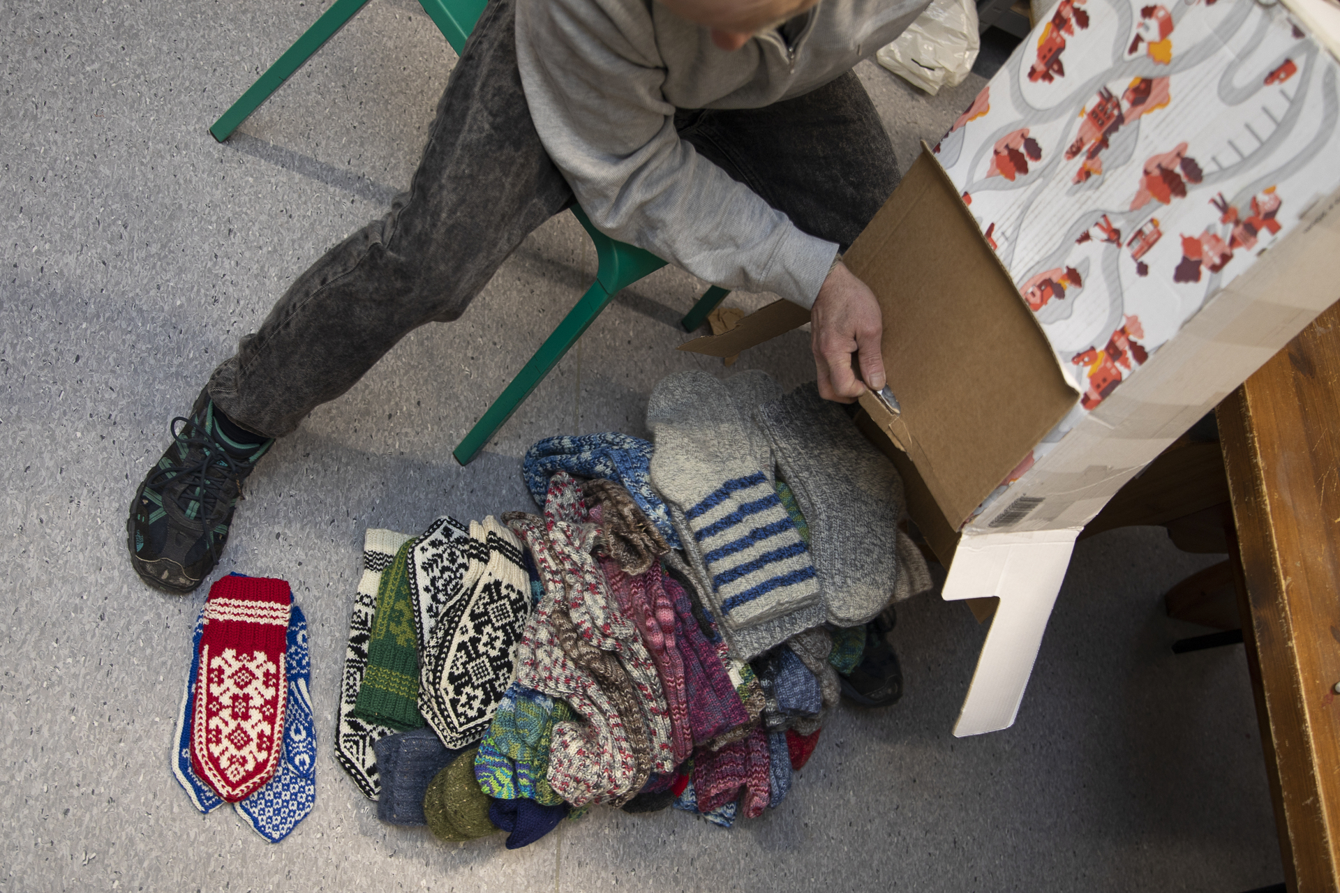 Dugnad pa pinner FRL 21409 Foto Haakon Sand