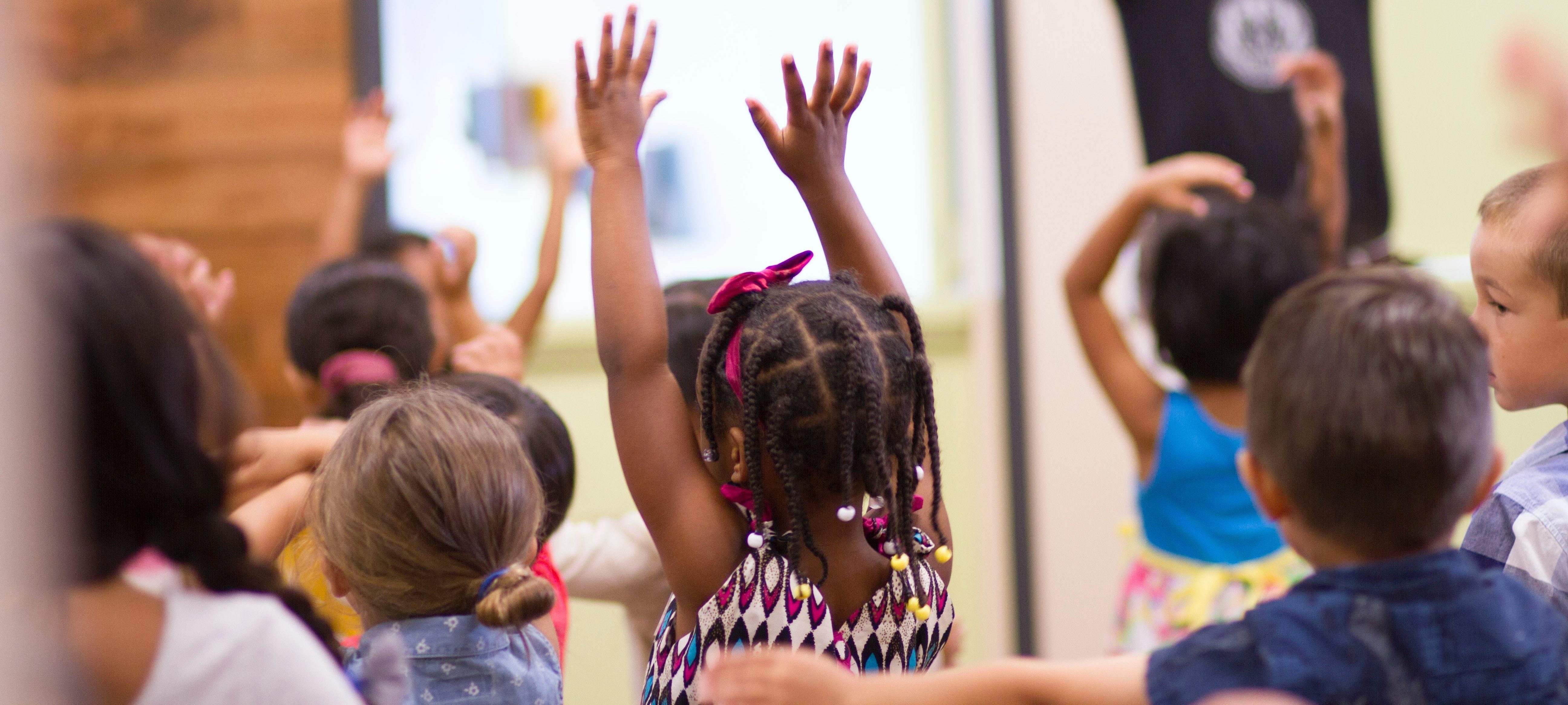 søndagsskole illustrasjon - sett på korpsnavn ved bruk