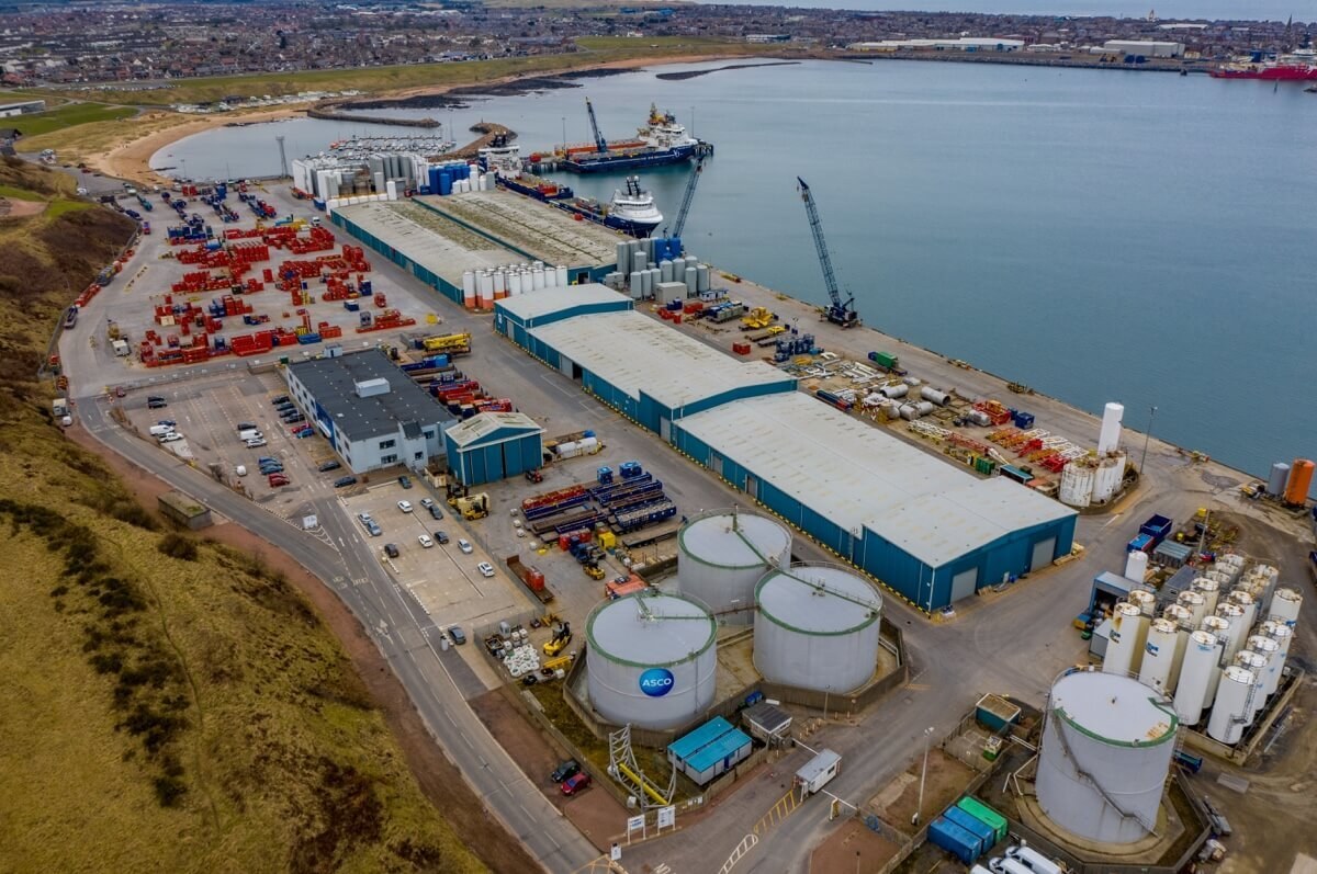 Peterhead 240 HDR TPNG