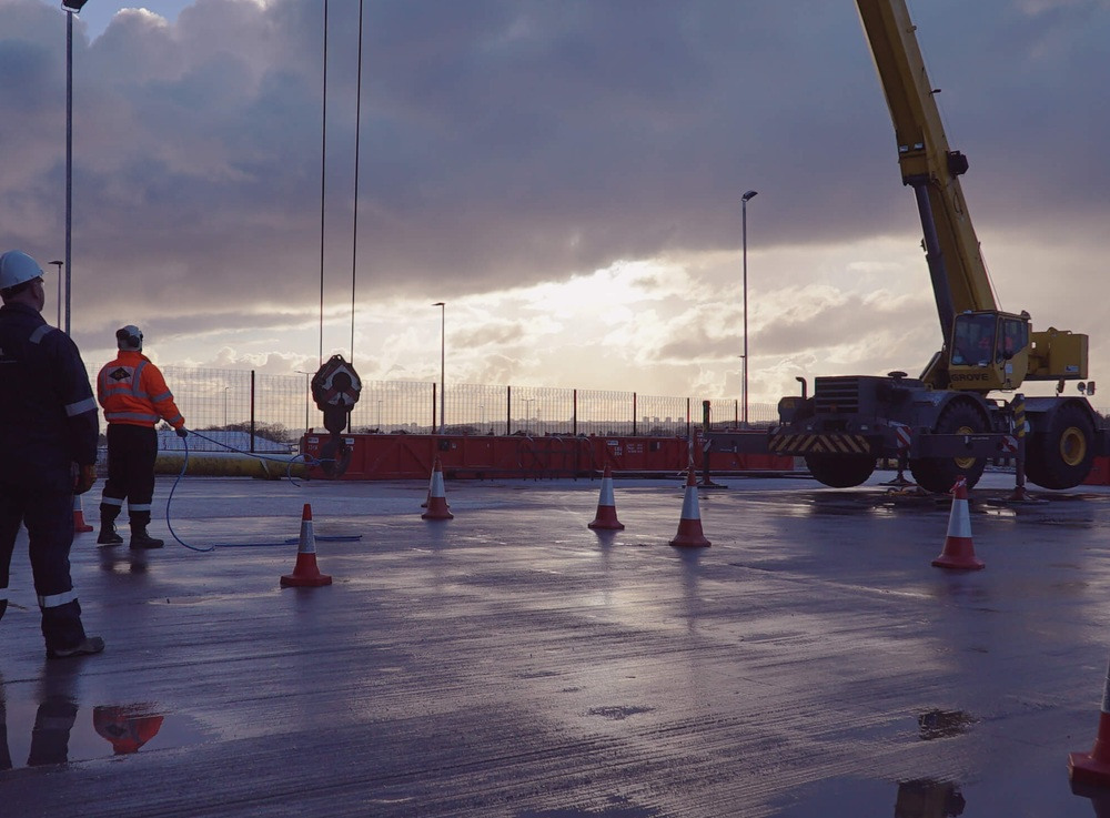 Training banksman slinger