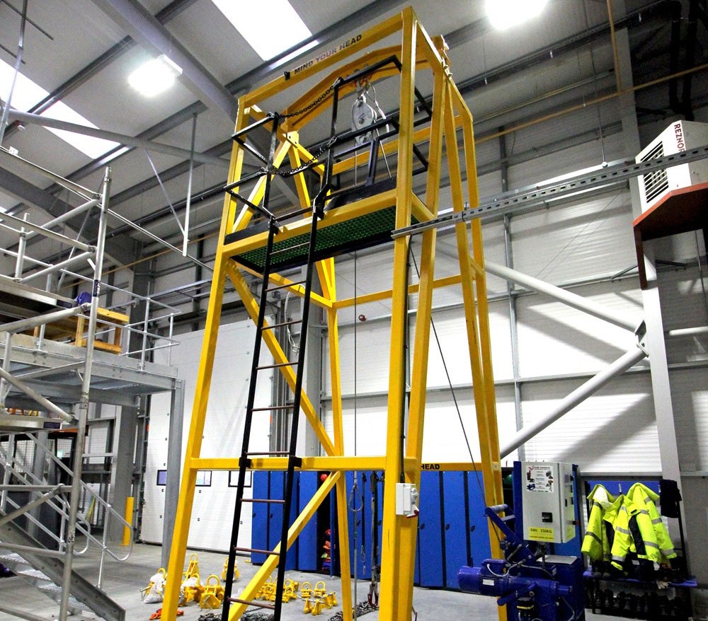 Training man riding winch 2