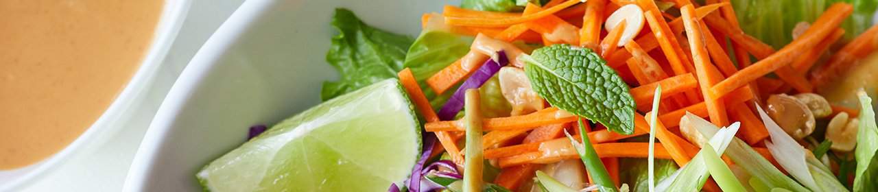 Mandarin Crunch Bowl with Spicy Orange Peanut Sauce