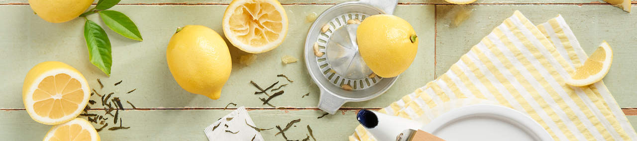 Green Tea with Lemon