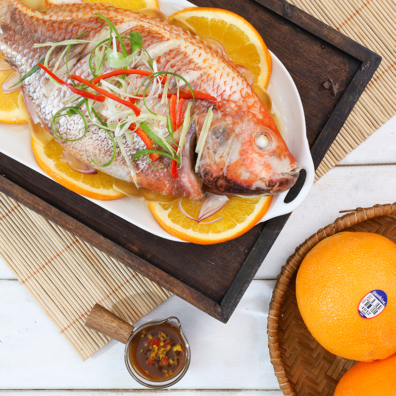 Cá hấp sốt cam Navel Sunkist