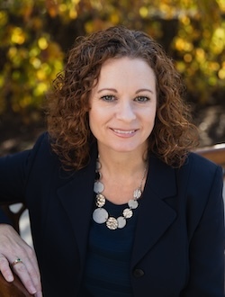 Photo of Amy Delauter