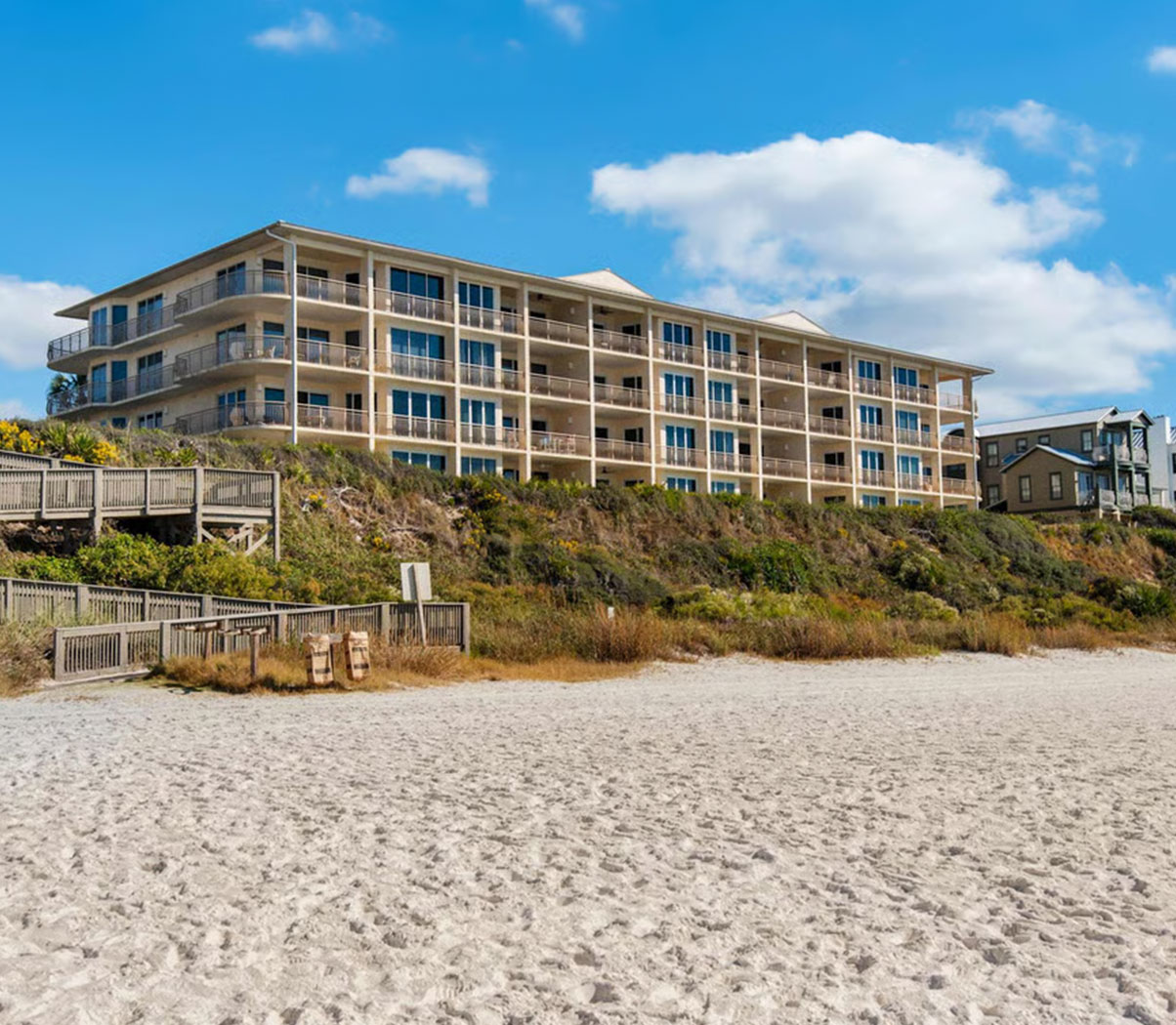 Avari High Pointe 1