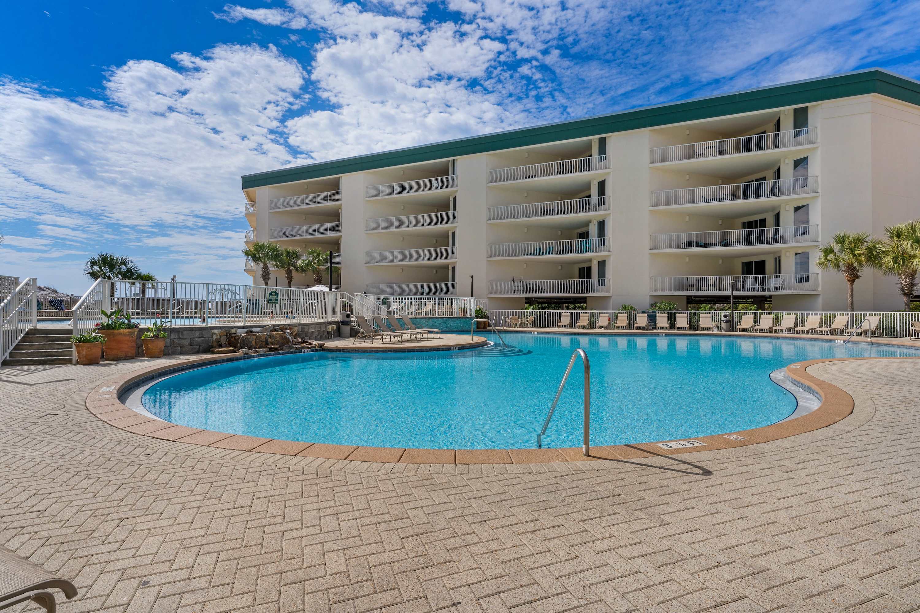 source-28ff37897512b11bf90446196644109a5bdcfad4.jpg