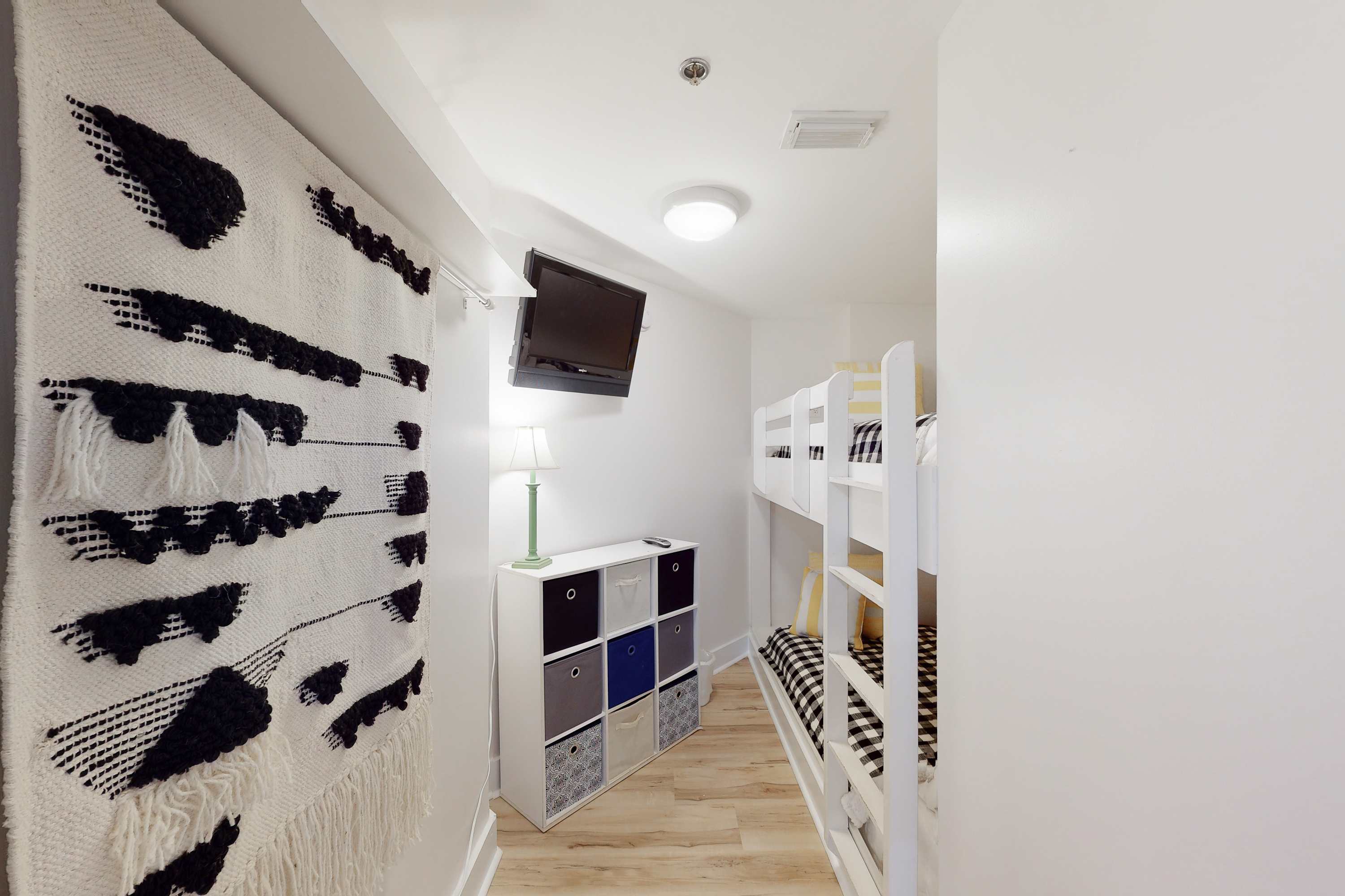 large-7c659da5fad9a9b6fe49ba84721f95ff86a19d74.jpg