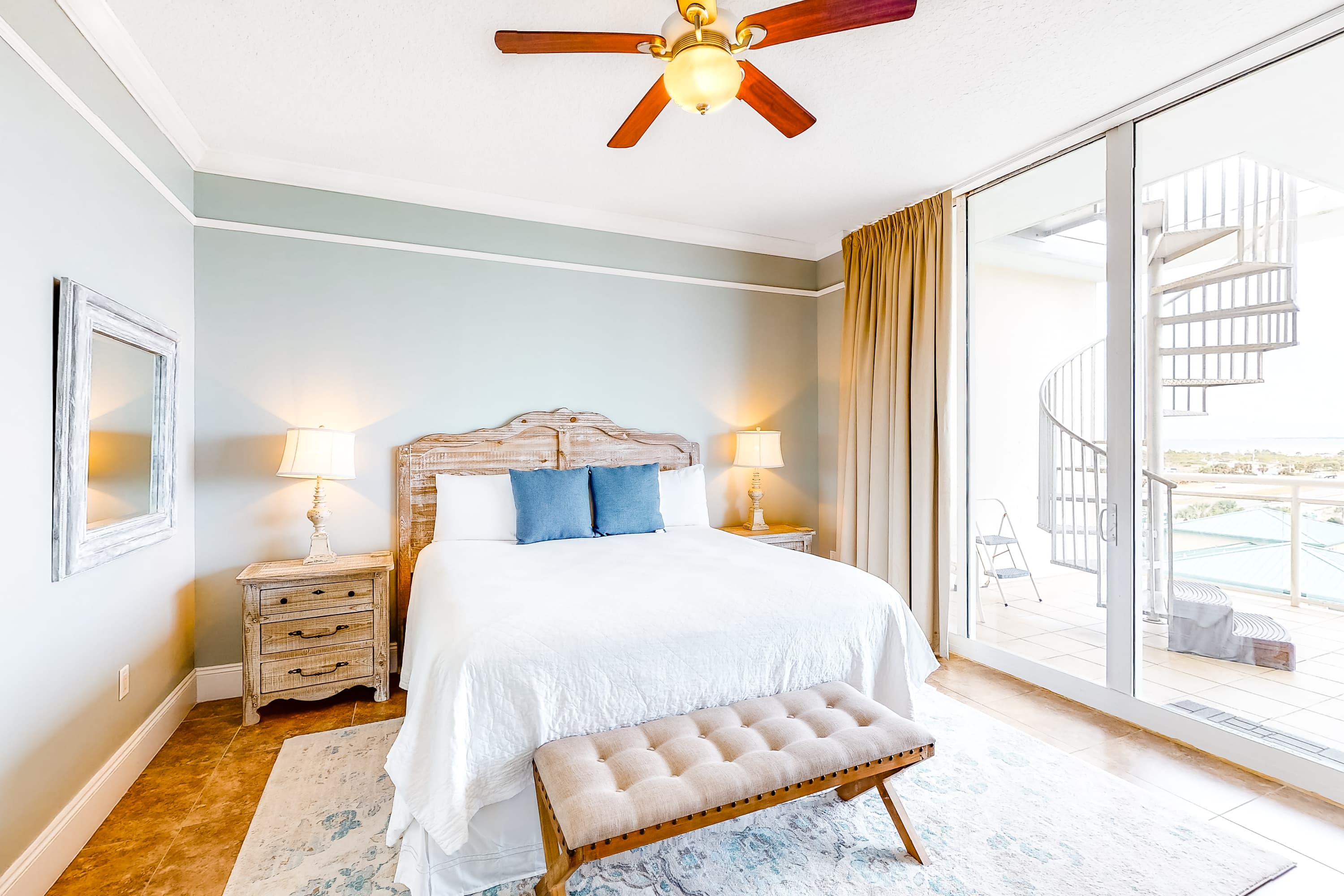 large-2a8db3caca3a1a17d93f6d6d9fa4648407456e78.jpg
