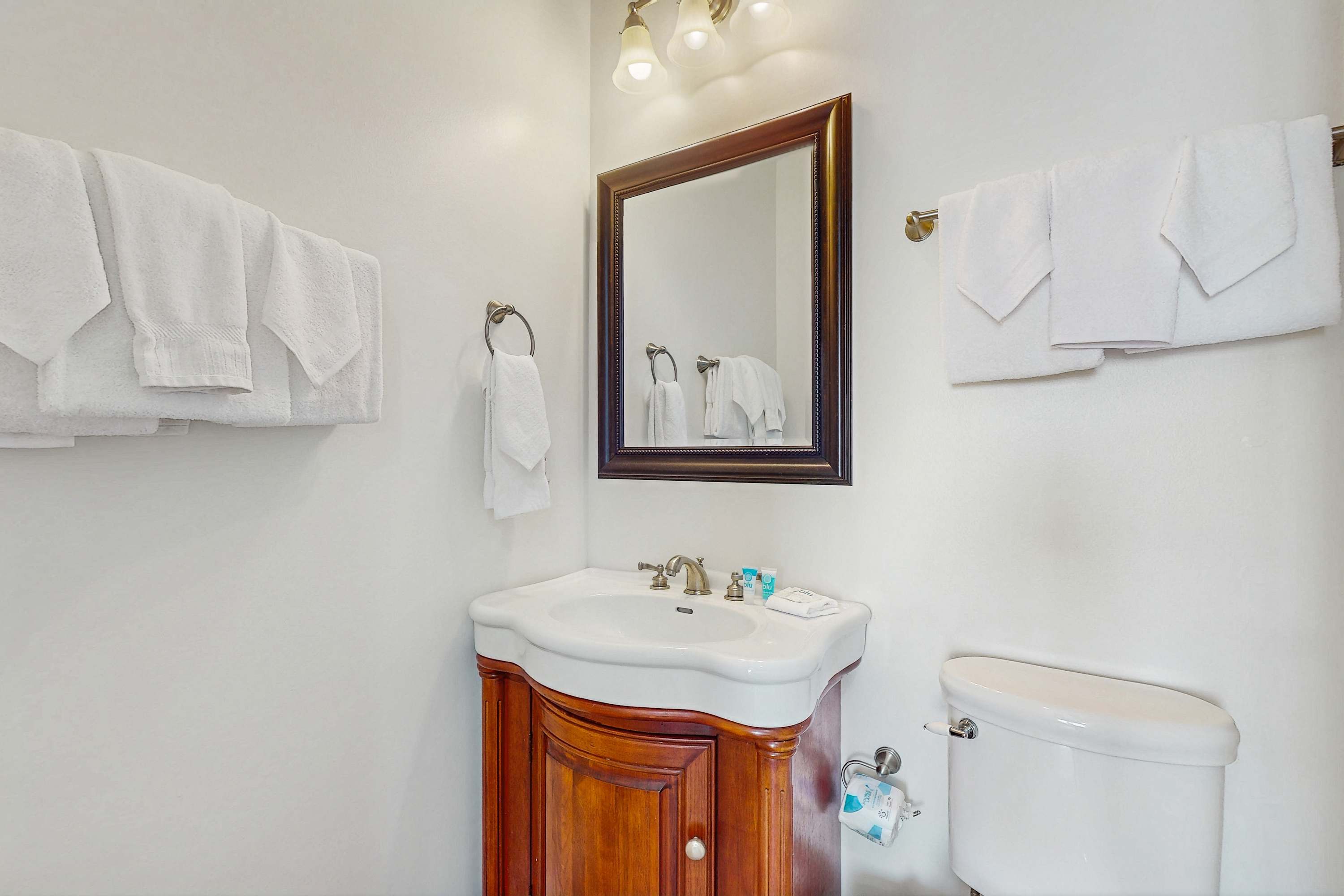 2nd floor en suite bathroom