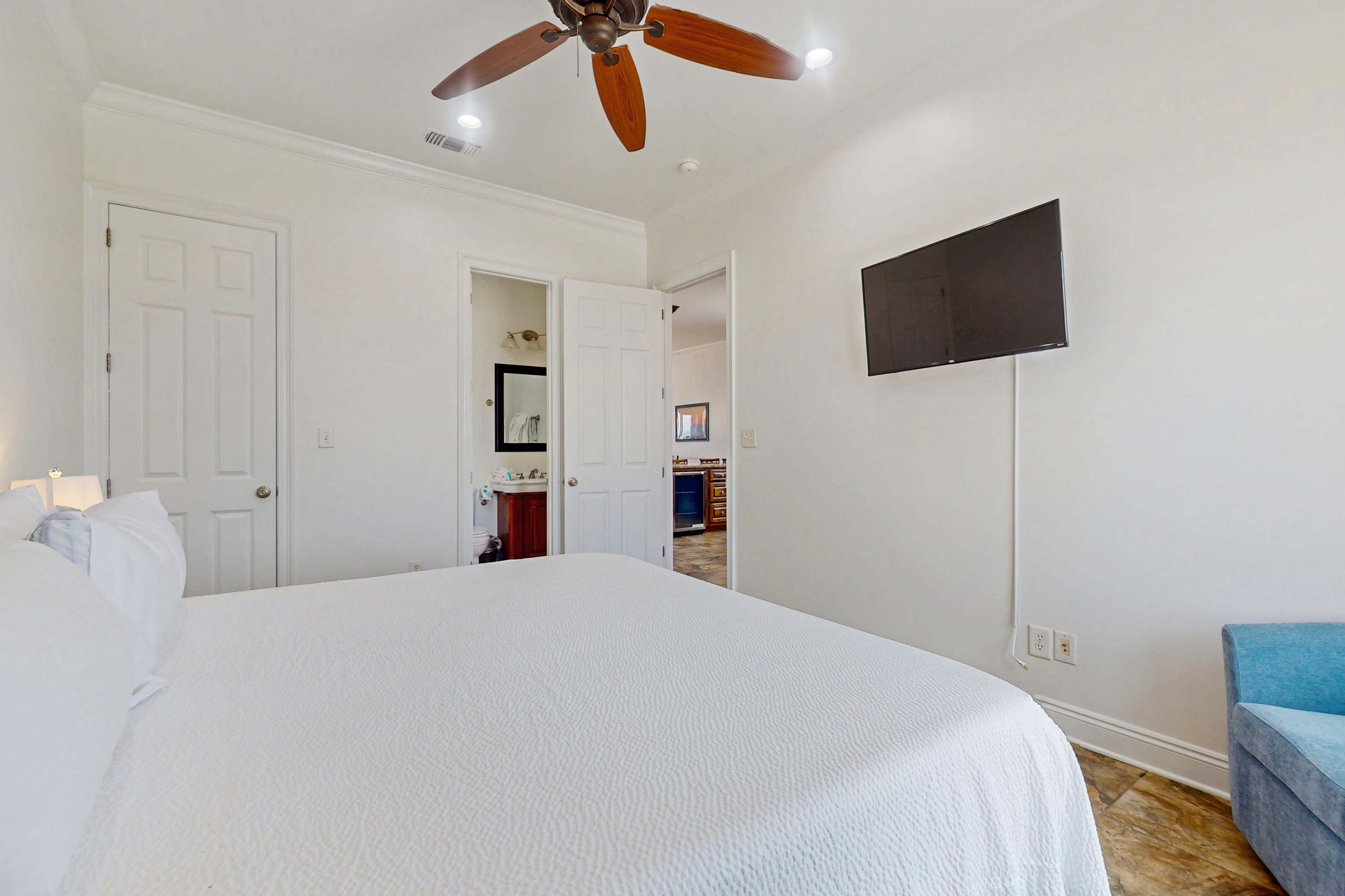 1st floor bedroom