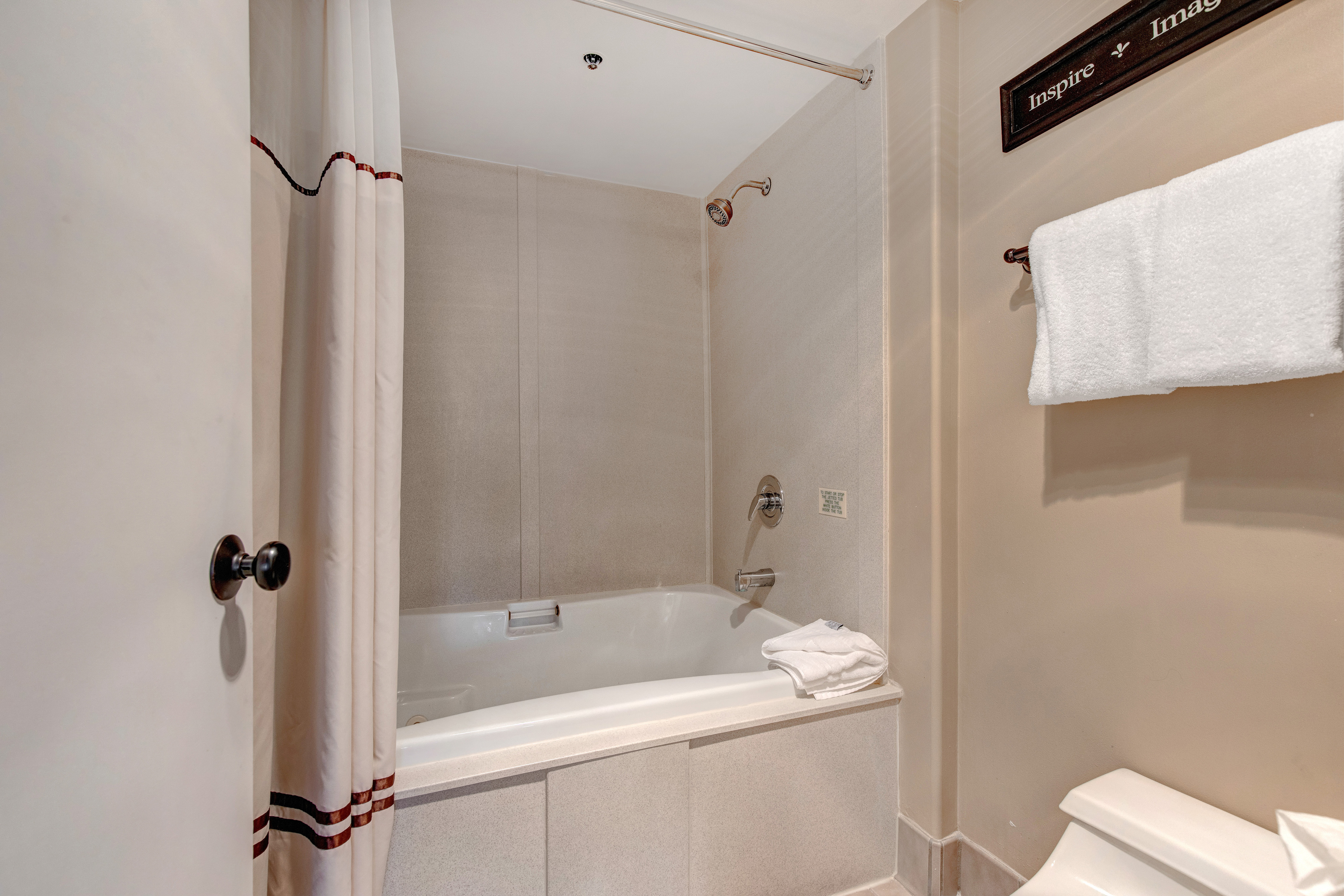 source-d105dbb1cceb8ea9b871bcbec00d4b2586554cbe.jpg