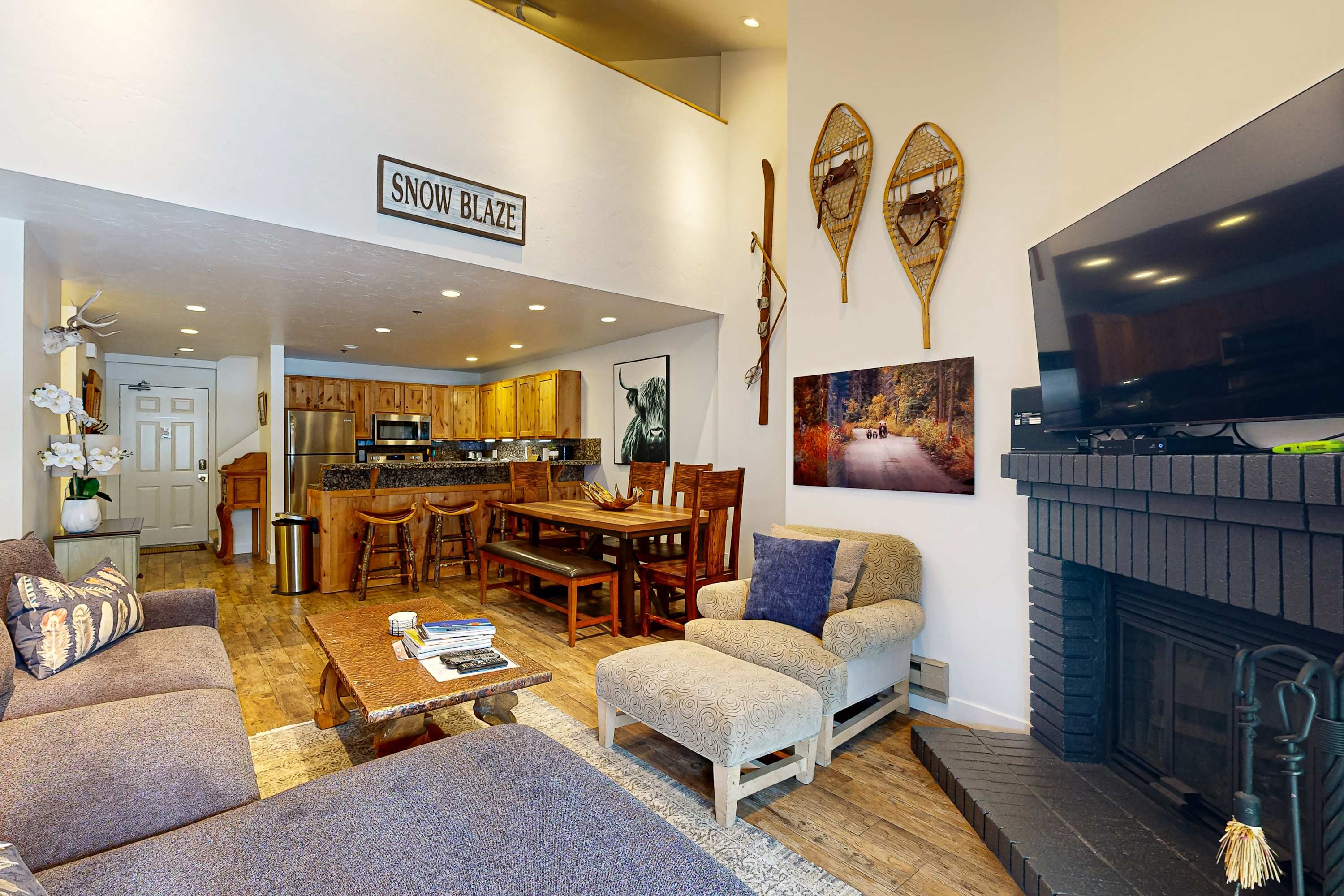 Enjoy the wood burning fireplace- Firewood provided