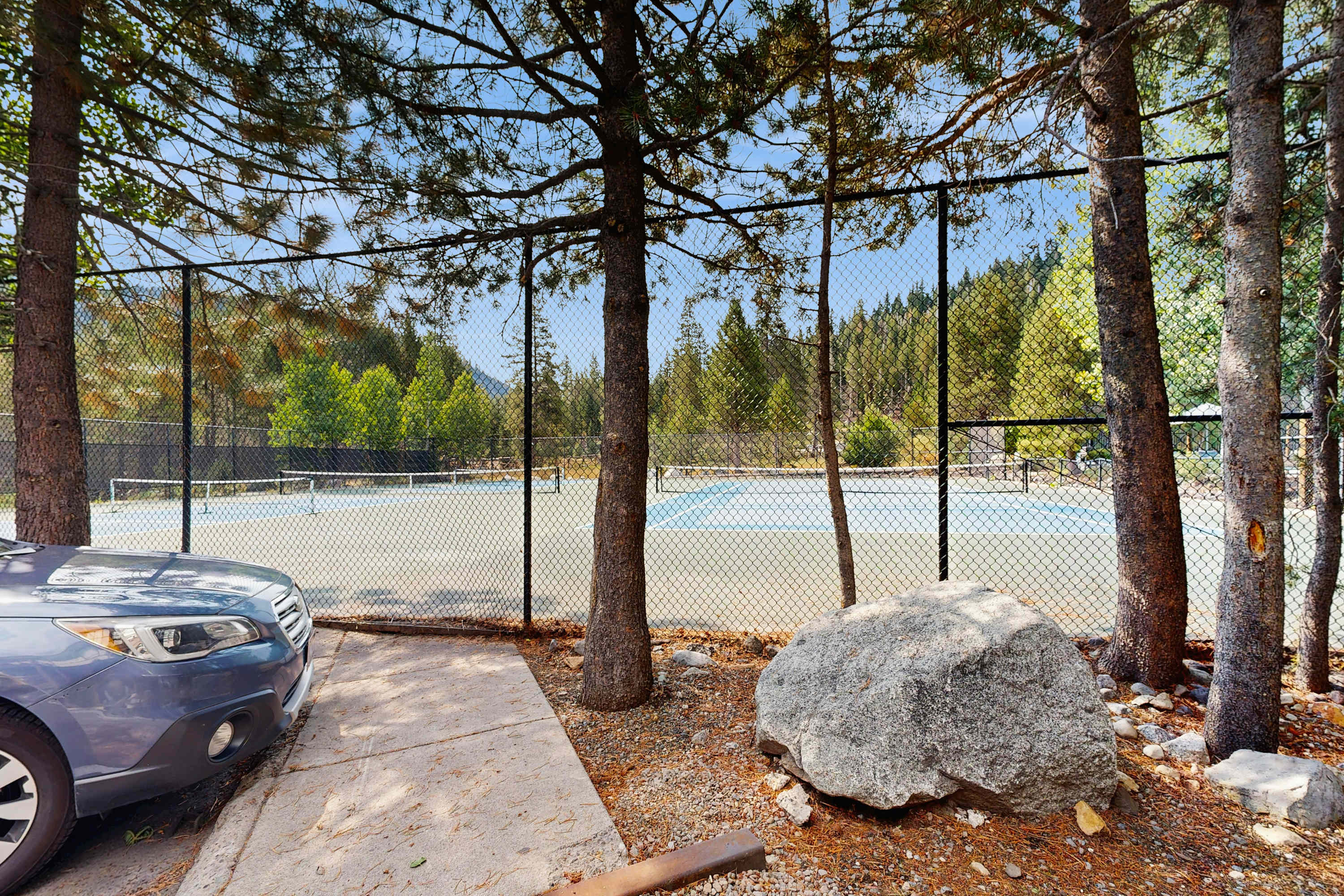 large-0b22be9beefaa7f410ed941777a9704028770f9e.jpg