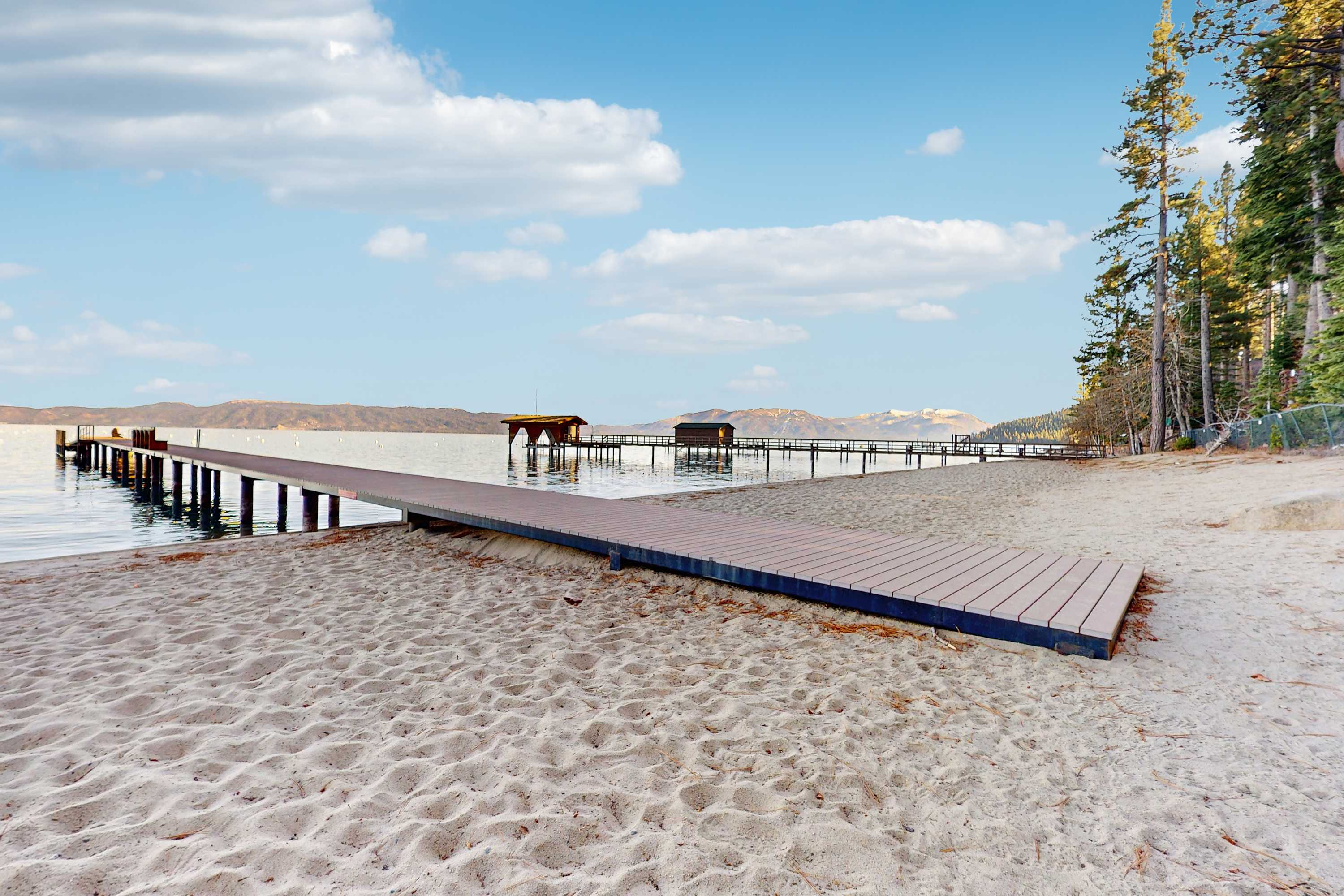 large-1250b4424fdcaa614d4e47d1b0d65eddcb7268ee.jpg