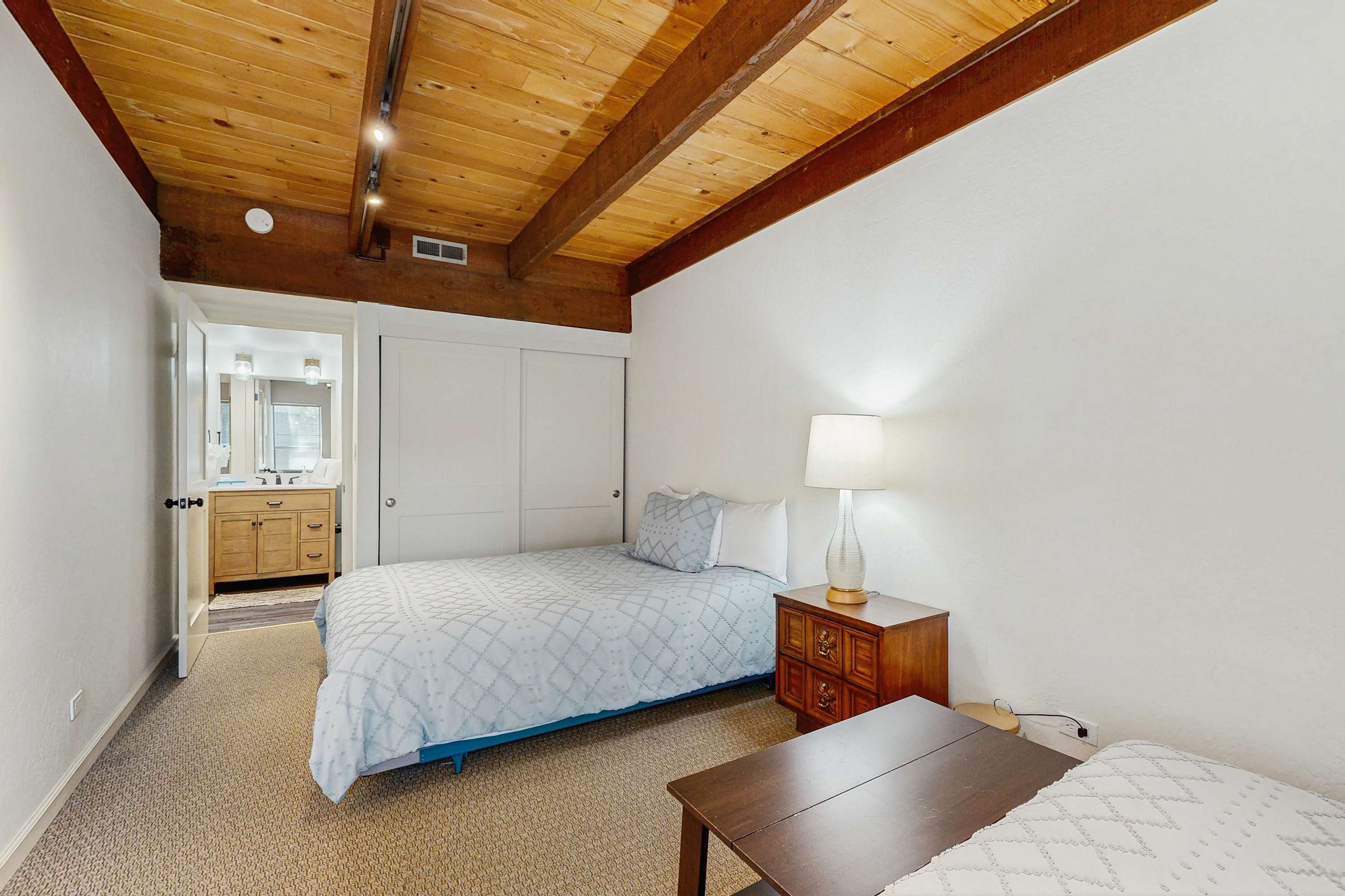 Bedroom with Queen and Double Bed