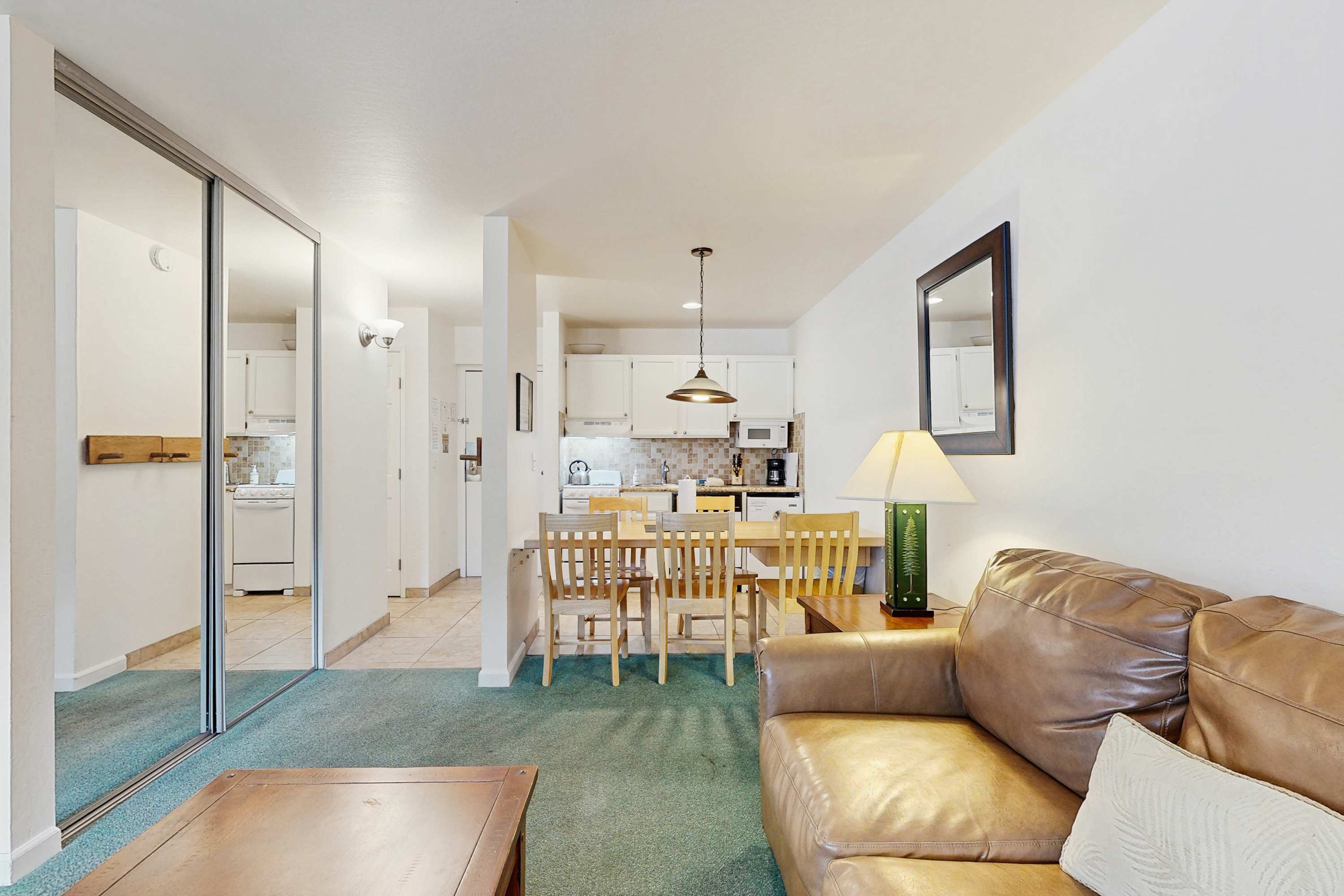 large-74211987143cbebd1bcaca1bd6ba5c4dc62f7477.jpg