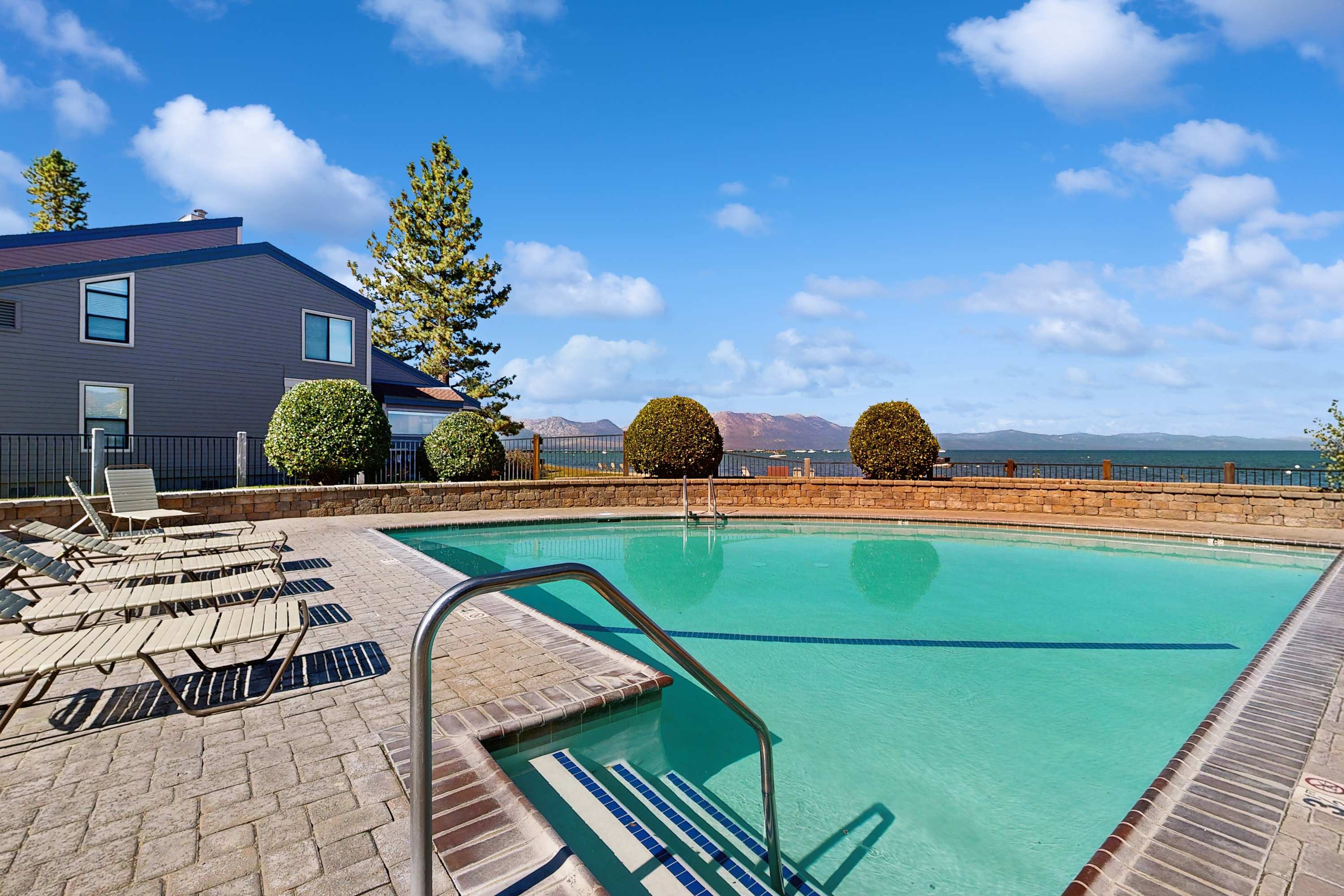 large-ca5c5ac47cddeab056c3d7d4ad15a9fc4b0d1508.jpg
