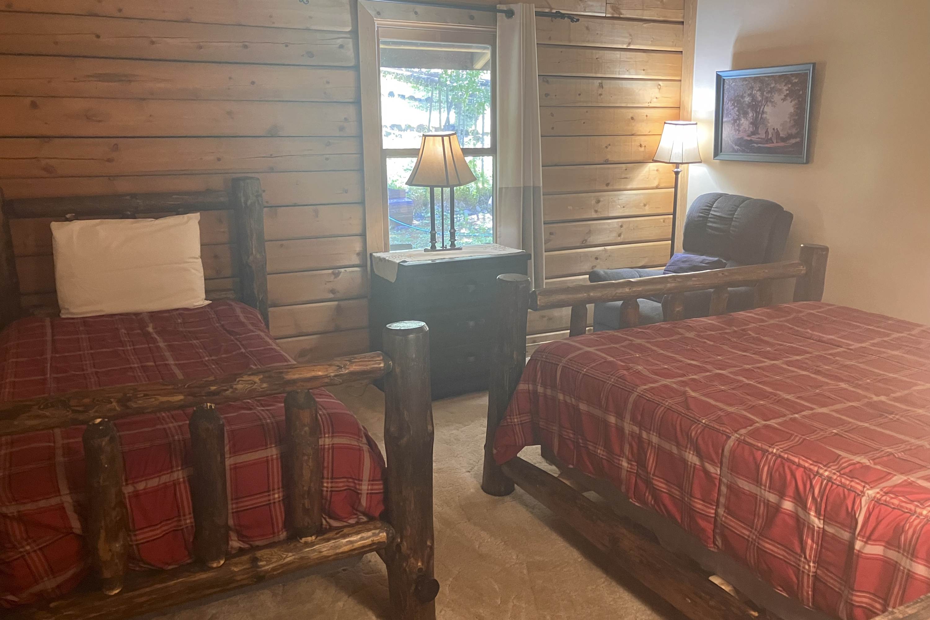 large-ab76ffeab086bf245f7b3d6ad450bbd2bde53502.jpg