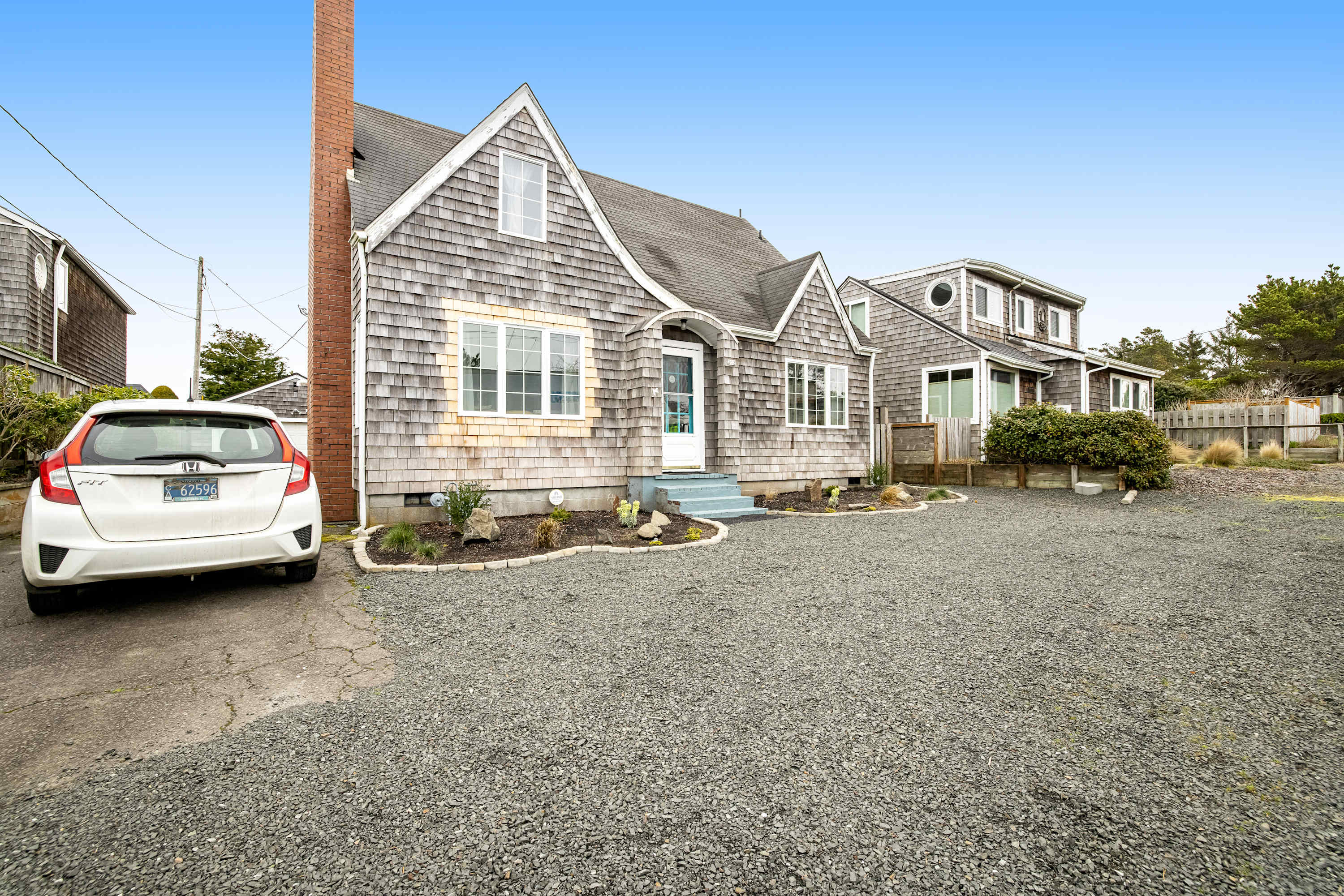 large-136ff64ccc5c0463c95de1ee70bd9c1ae86b77d9.jpg