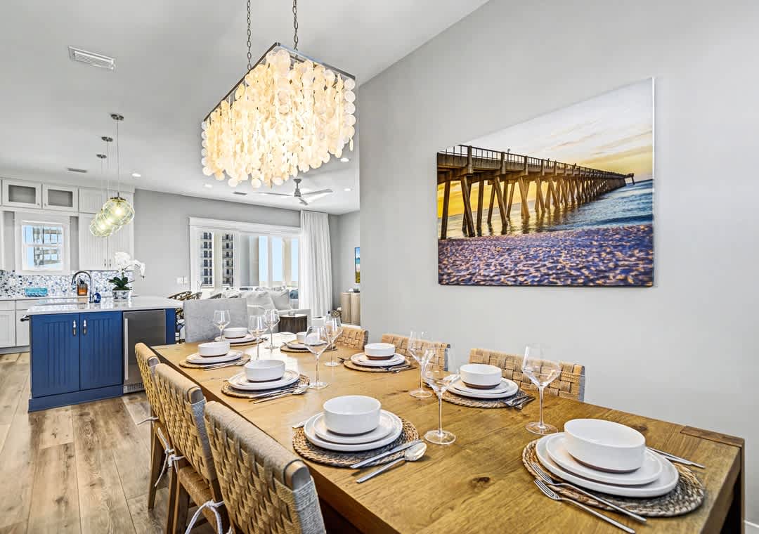 Second floor dining