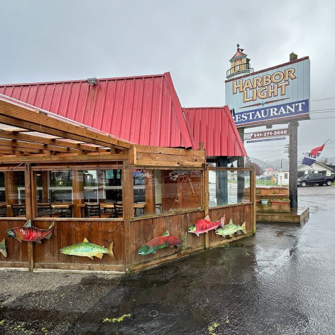 Reedsport Harbor Light Restaurant