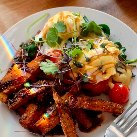 Sisters Cottonwood Cafe