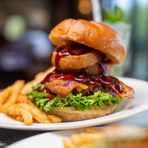 ST Riva Grill