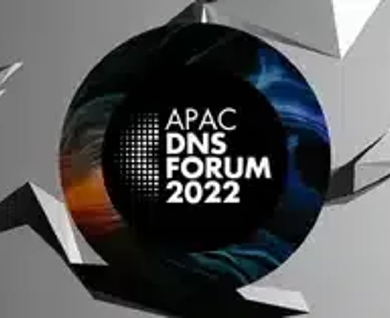 Image du Forum APAC DNS 2022 avec Marc Blanchet