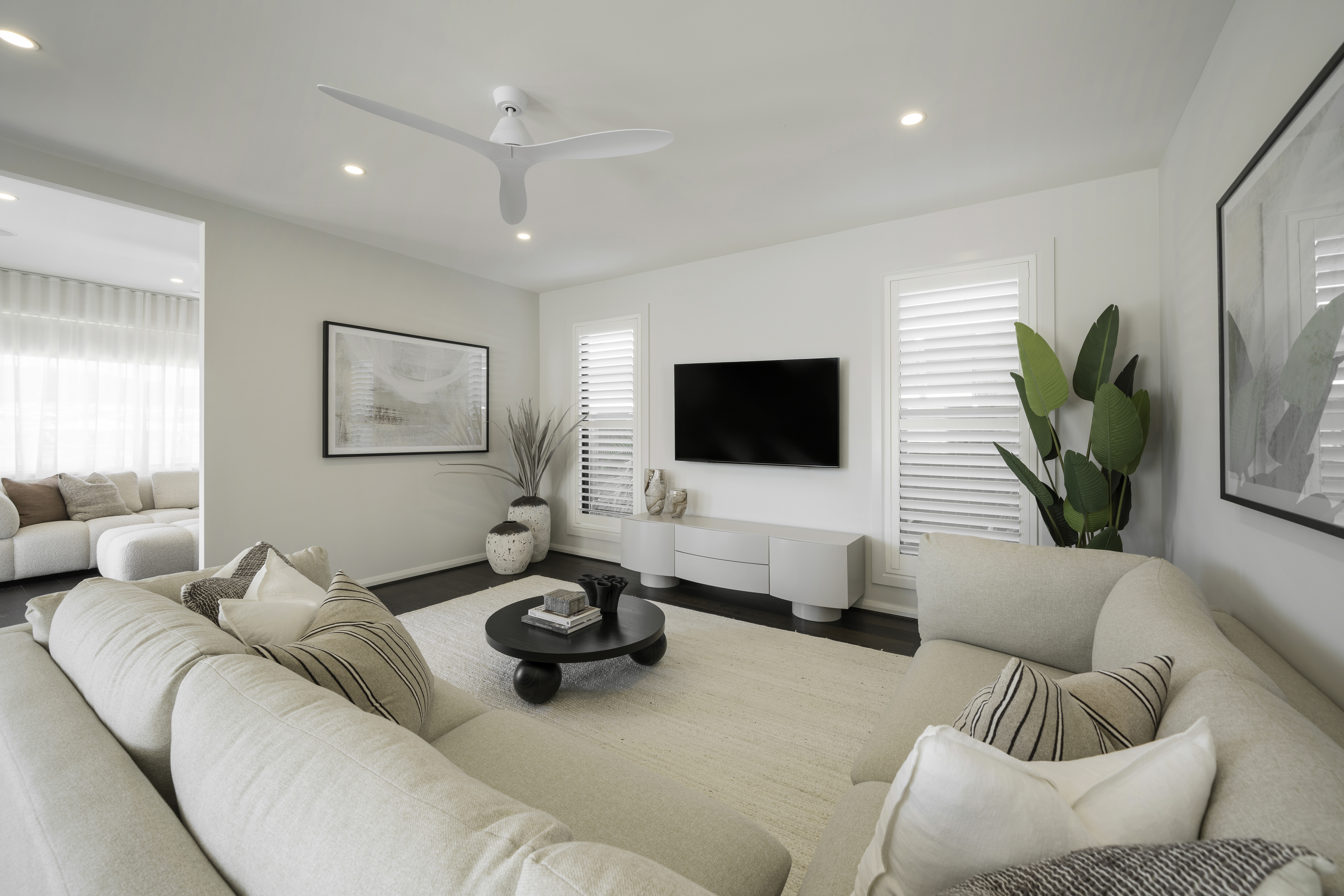 OH PROVIDENCE EST BELLEVUE 360 393 With TV