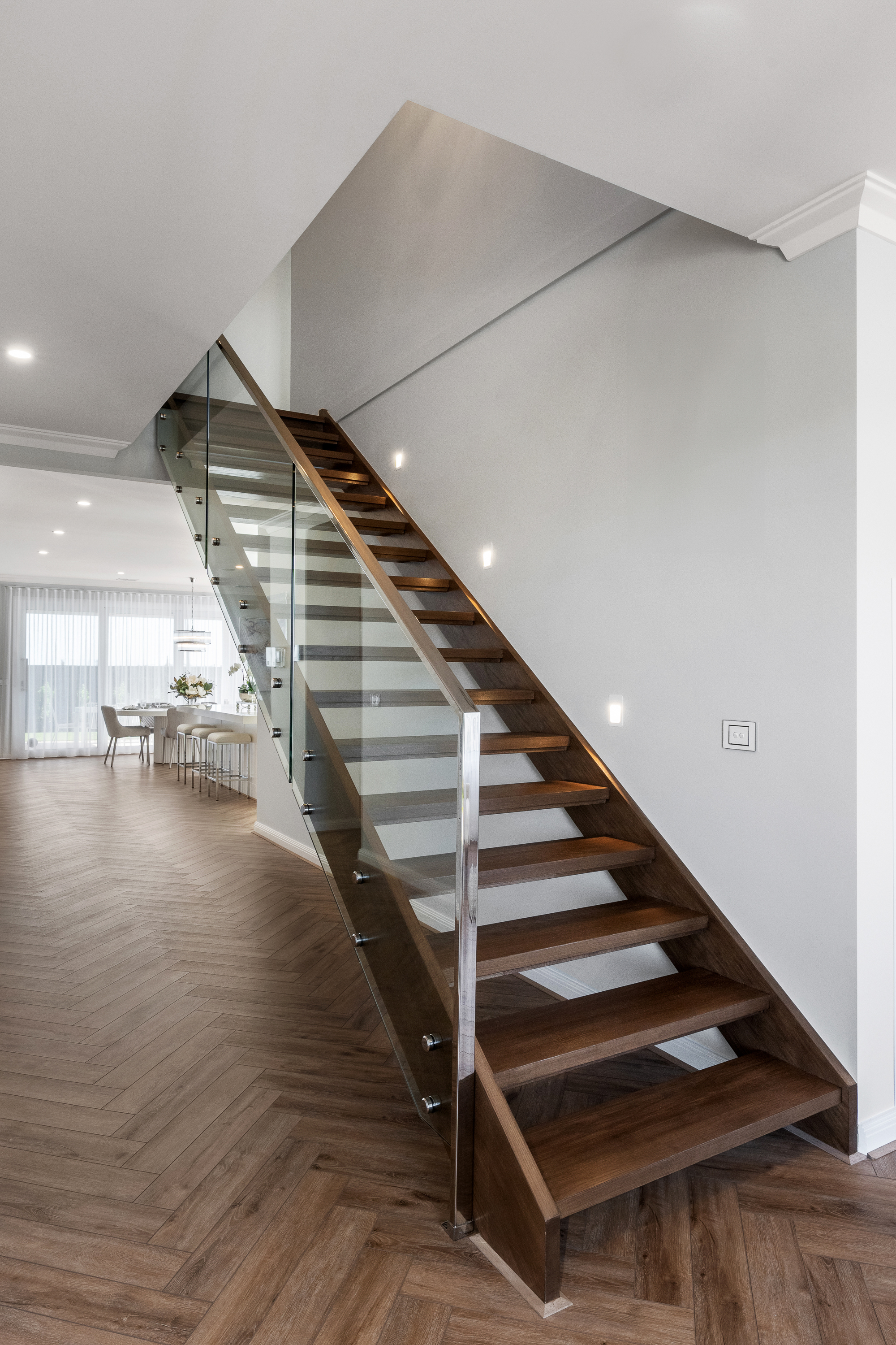 OH BELVUE 40 UM FACADE 84