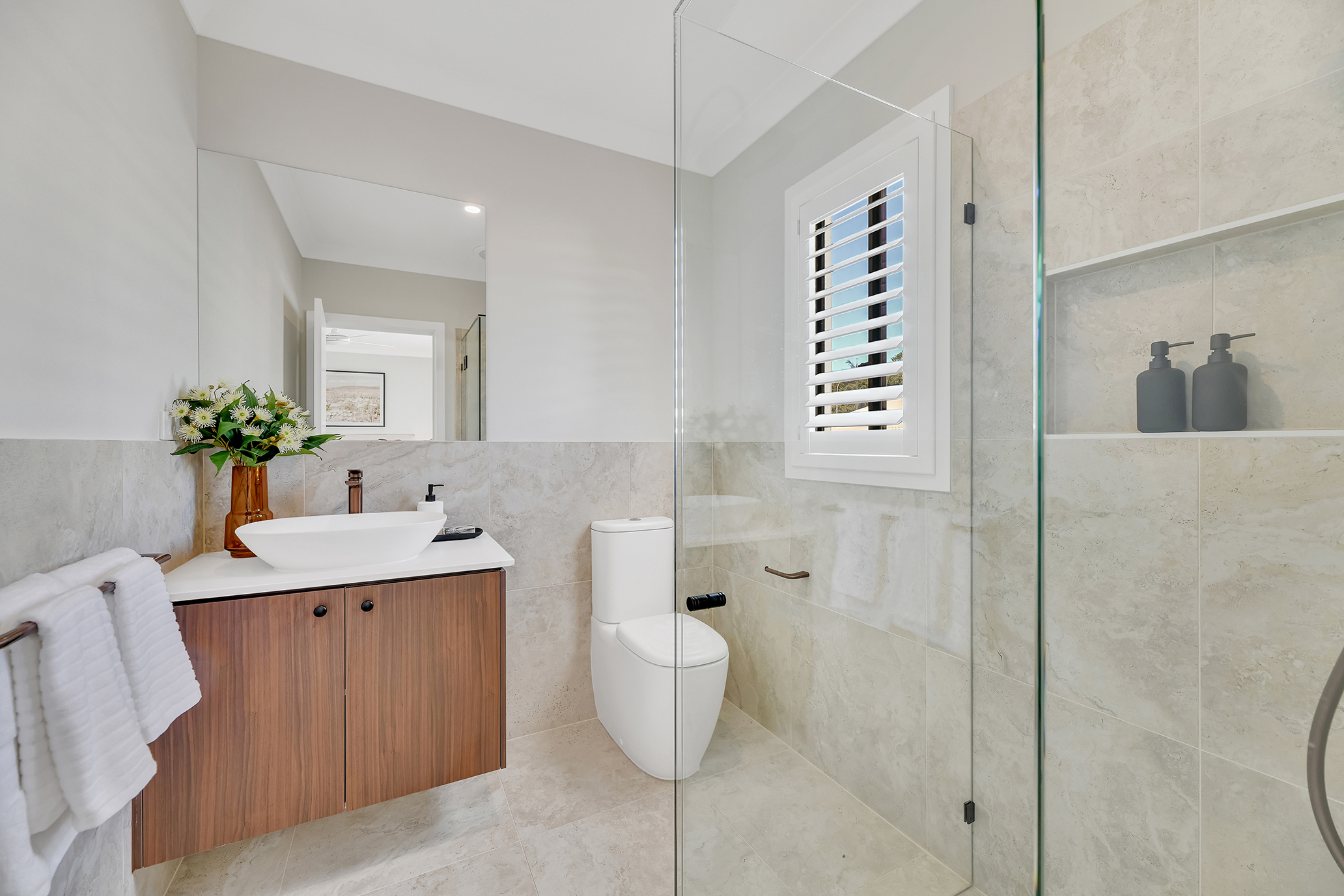 BOLTON 364 QLD Lilywood 16