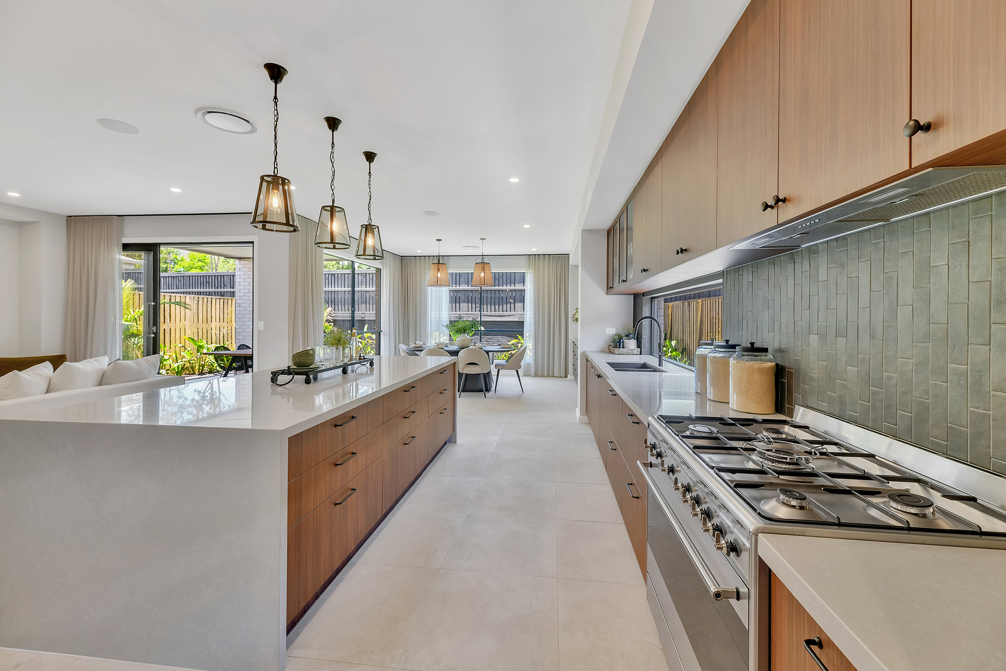 BOLTON 364 QLD Lilywood 31