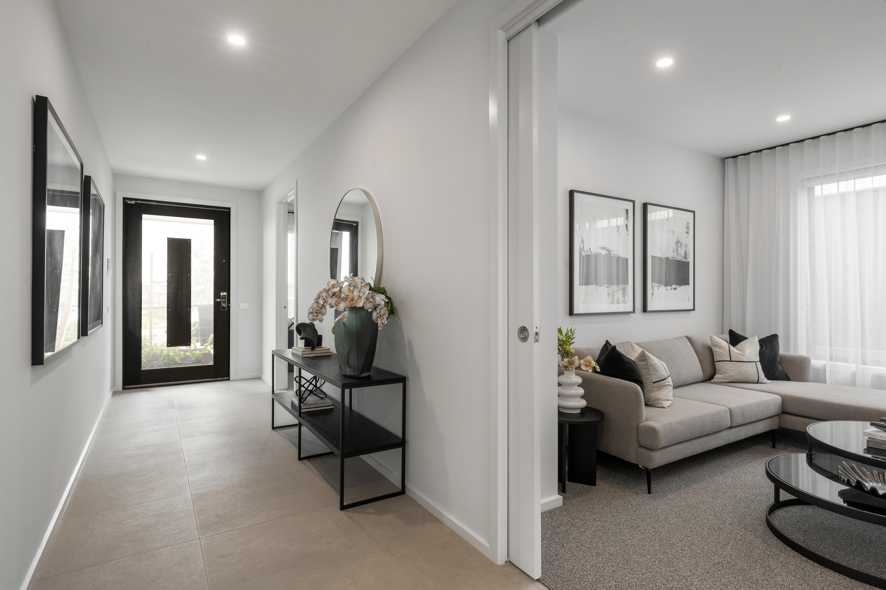 BOLTON 45 CONTEMPORARY FACADE 84