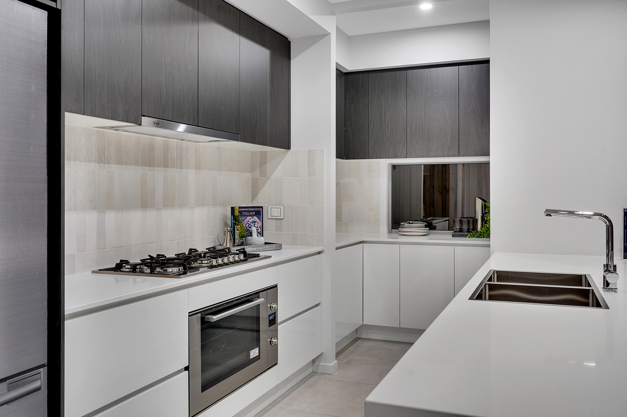 Whiterock CAULFIELD 234 26 A 25