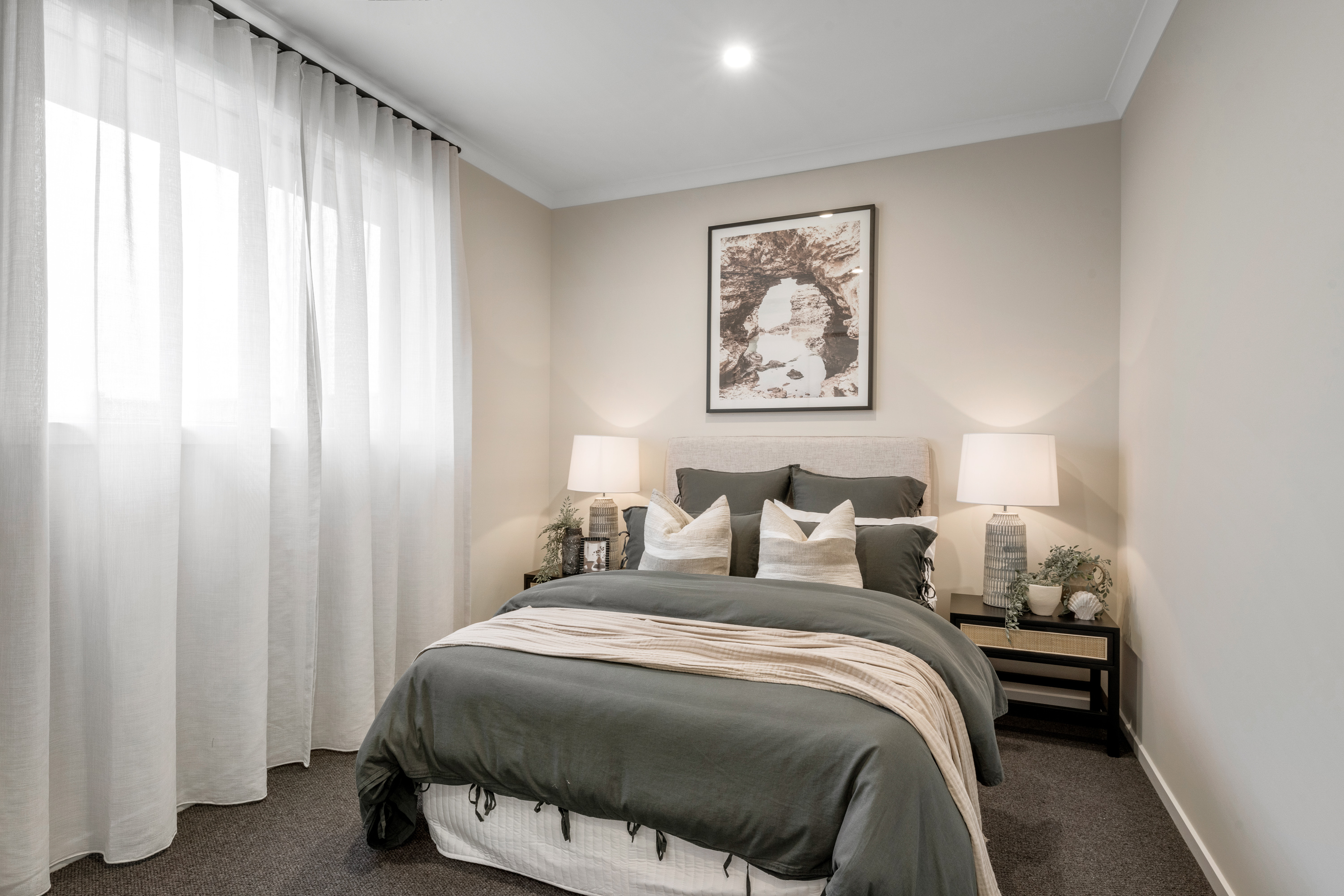 EVERLEY CAULFIELD 26 A 11